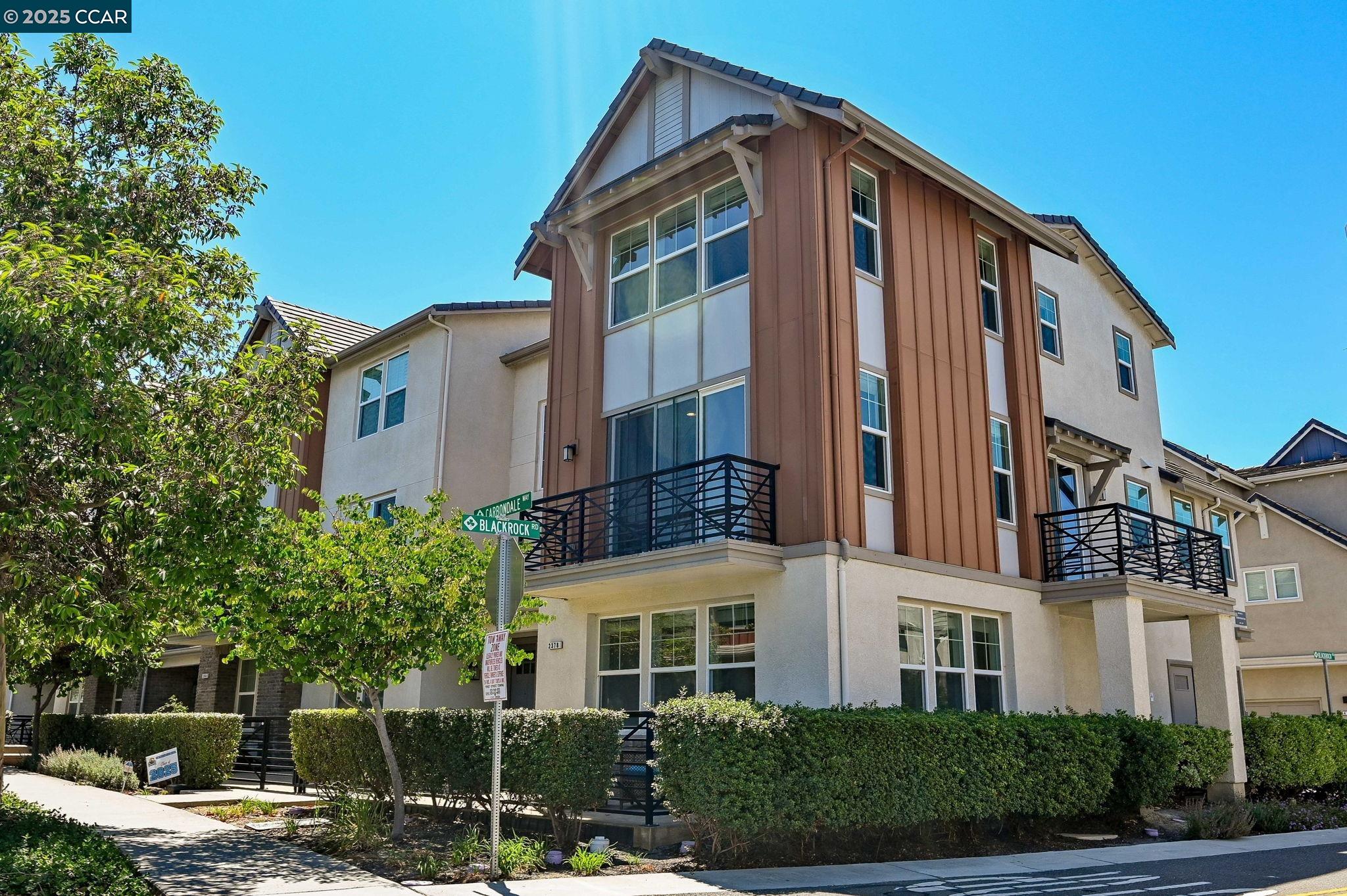 2378 Carbondale Way