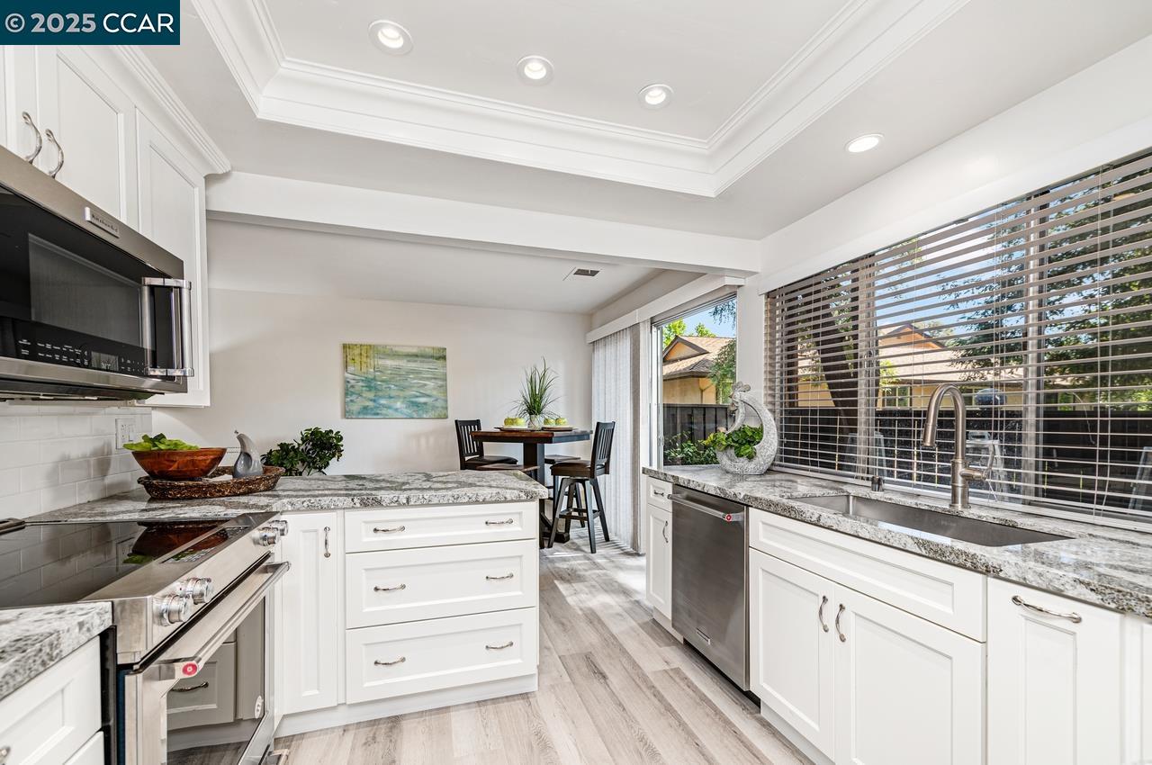 1909 Country wood Ct