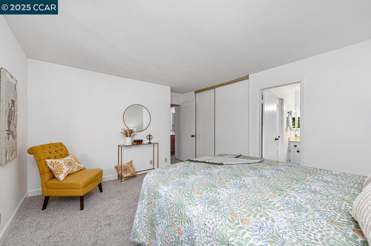 1909 Country wood Ct