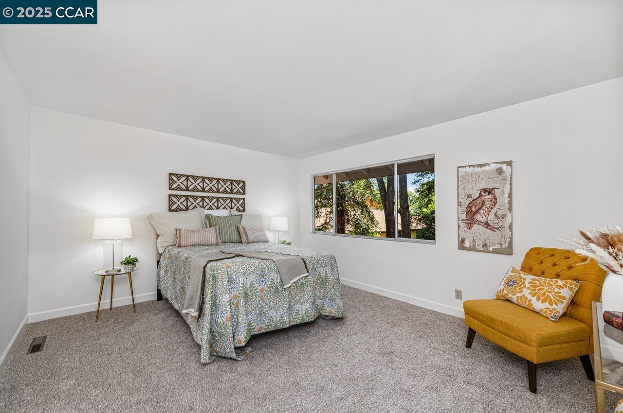 1909 Country wood Ct