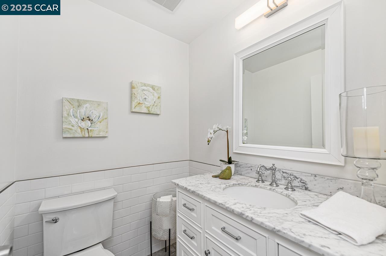 1909 Country wood Ct