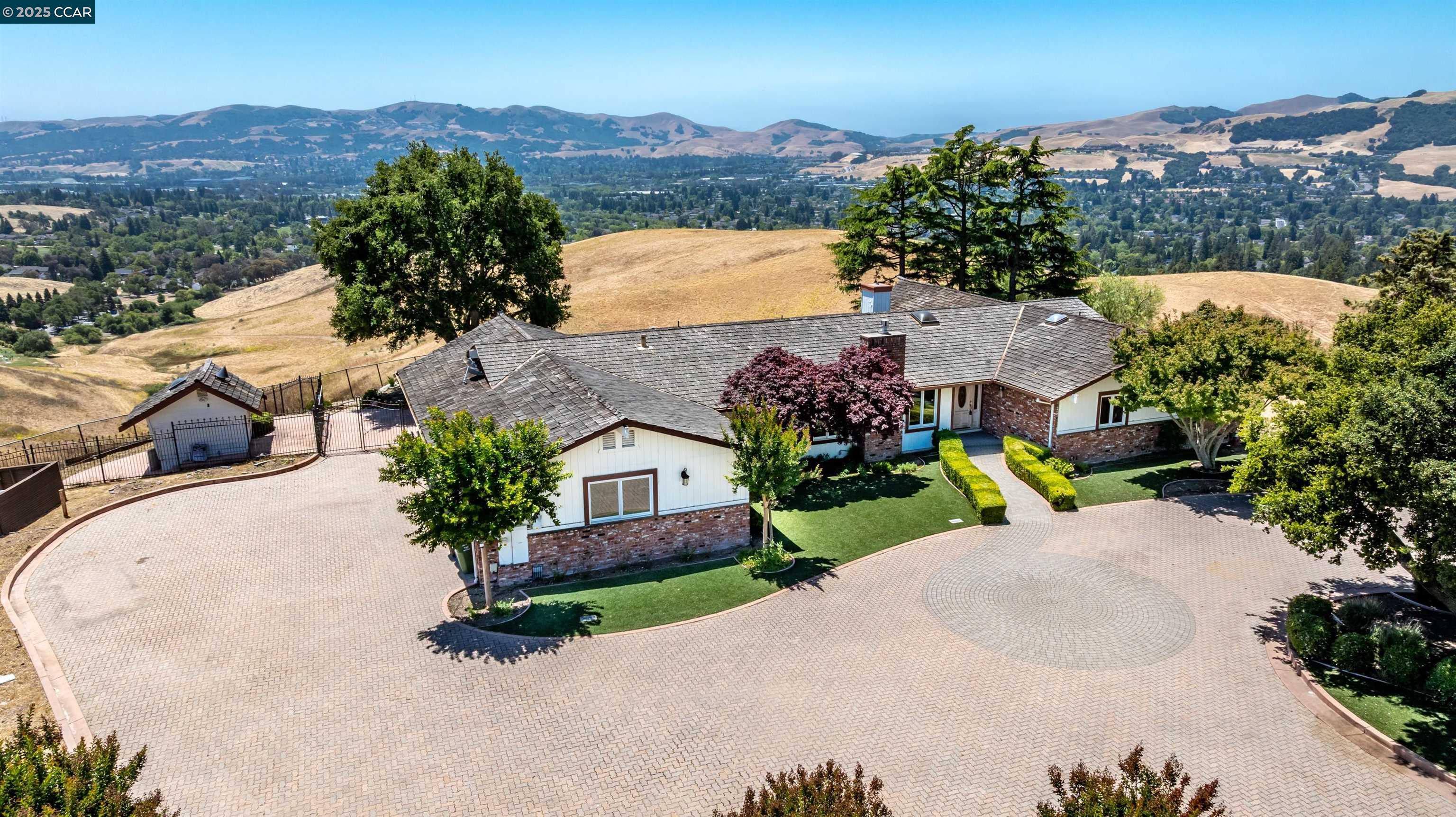 70 Sherburne Hills