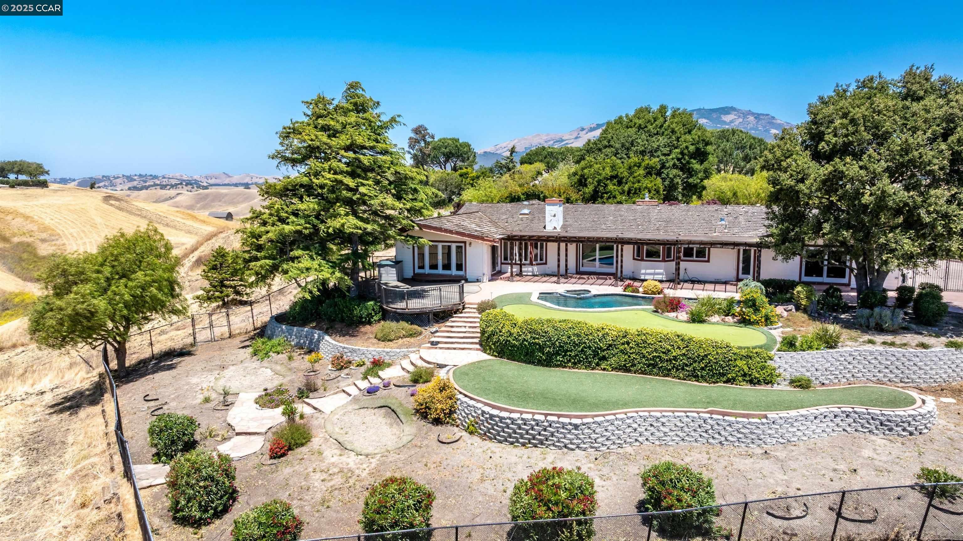 70 Sherburne Hills