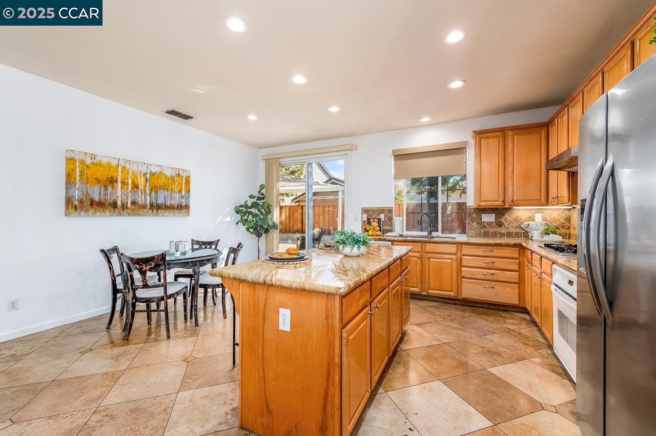 10 Narcissus Ct