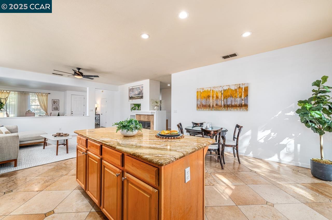 10 Narcissus Ct