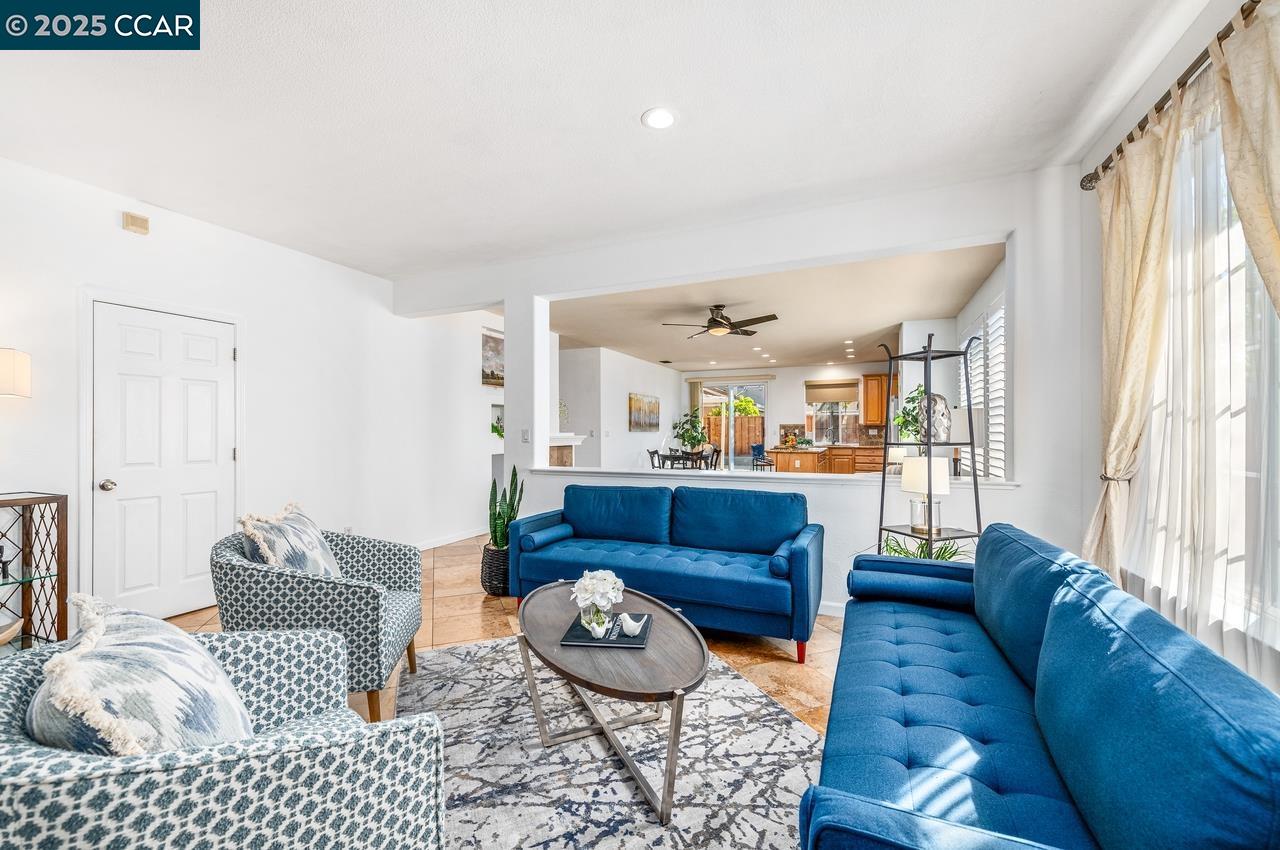10 Narcissus Ct