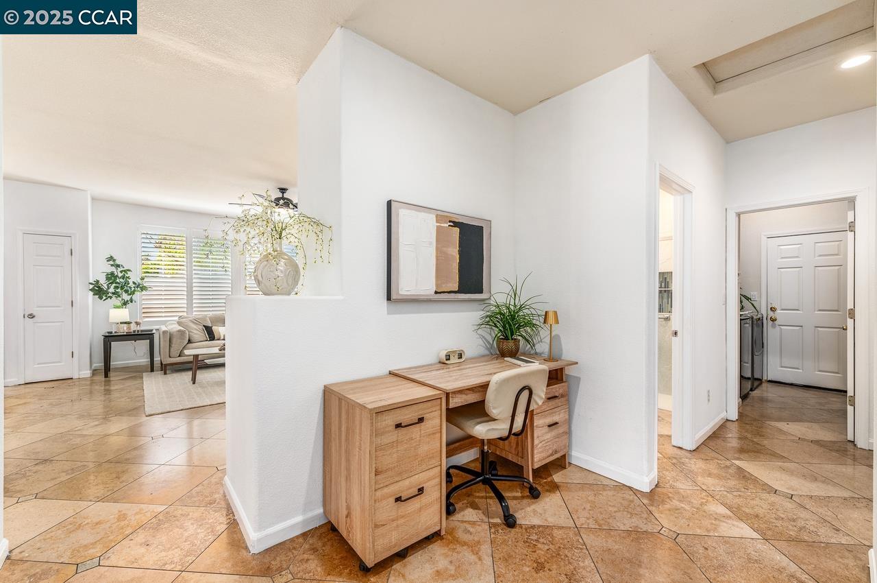 10 Narcissus Ct