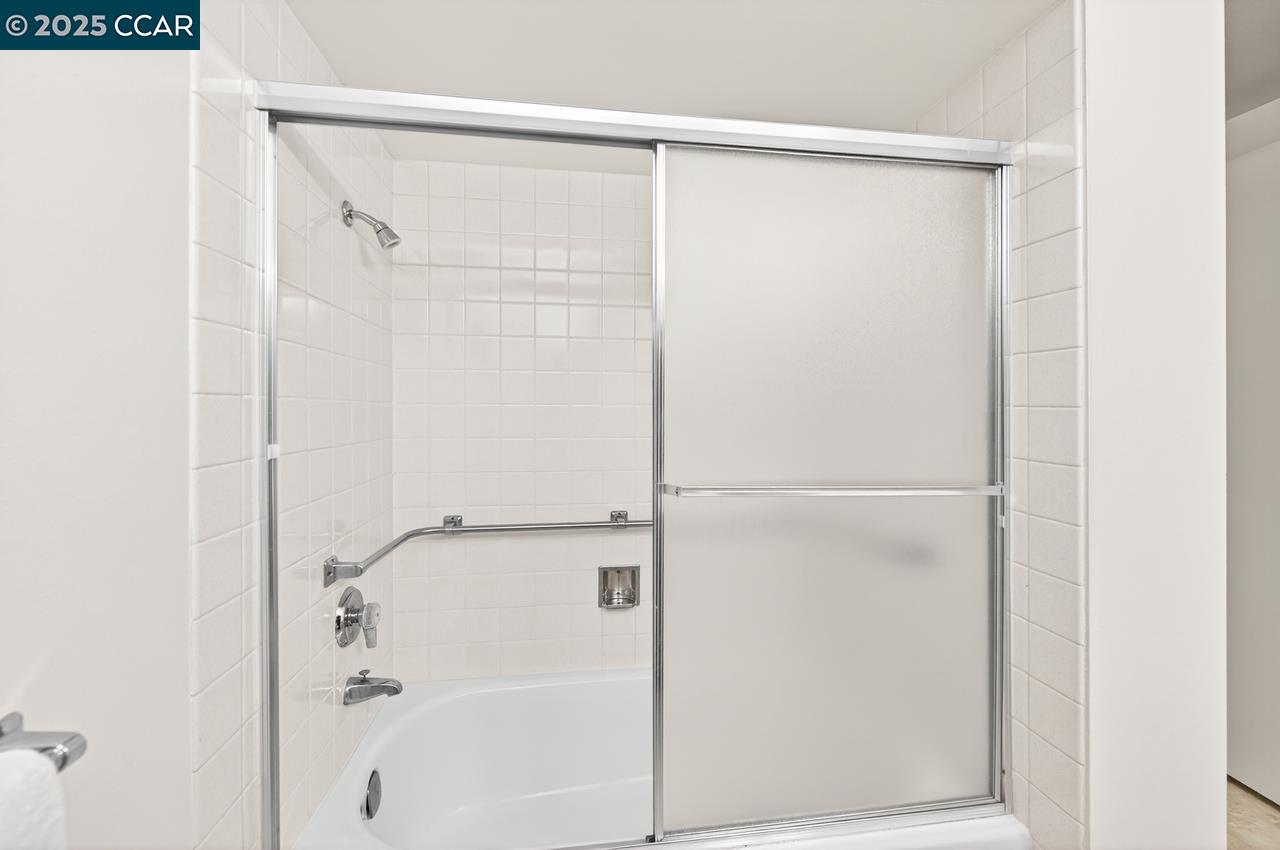 1400 Ptarmigan Dr # 2