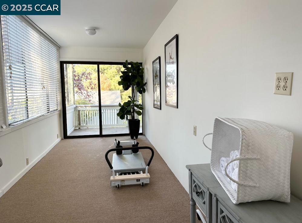 1400 Ptarmigan Dr # 2