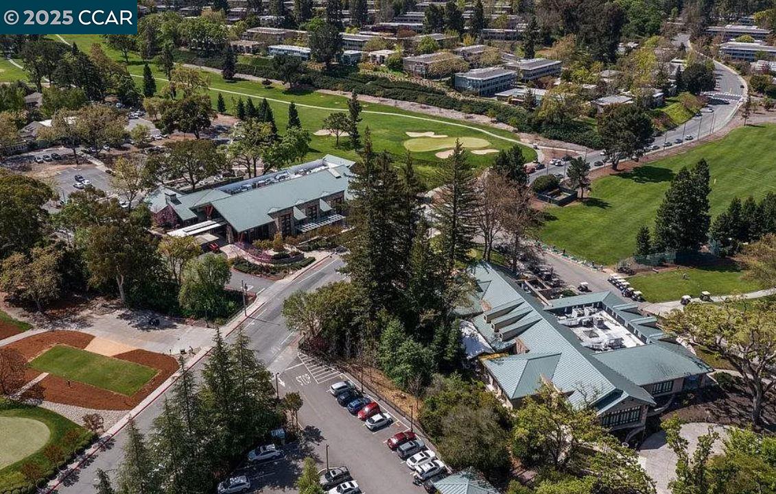 1400 Ptarmigan Dr # 2