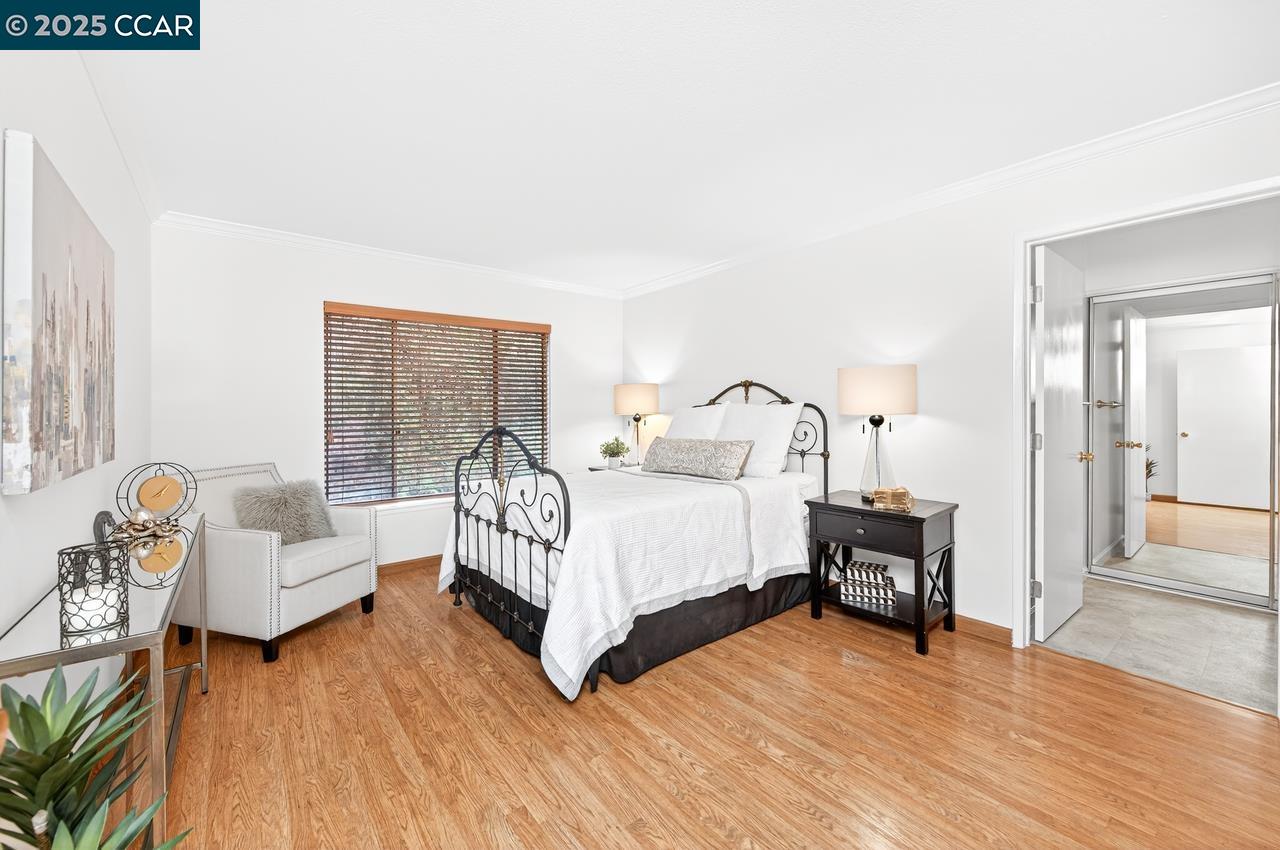 1400 Ptarmigan Dr # 2