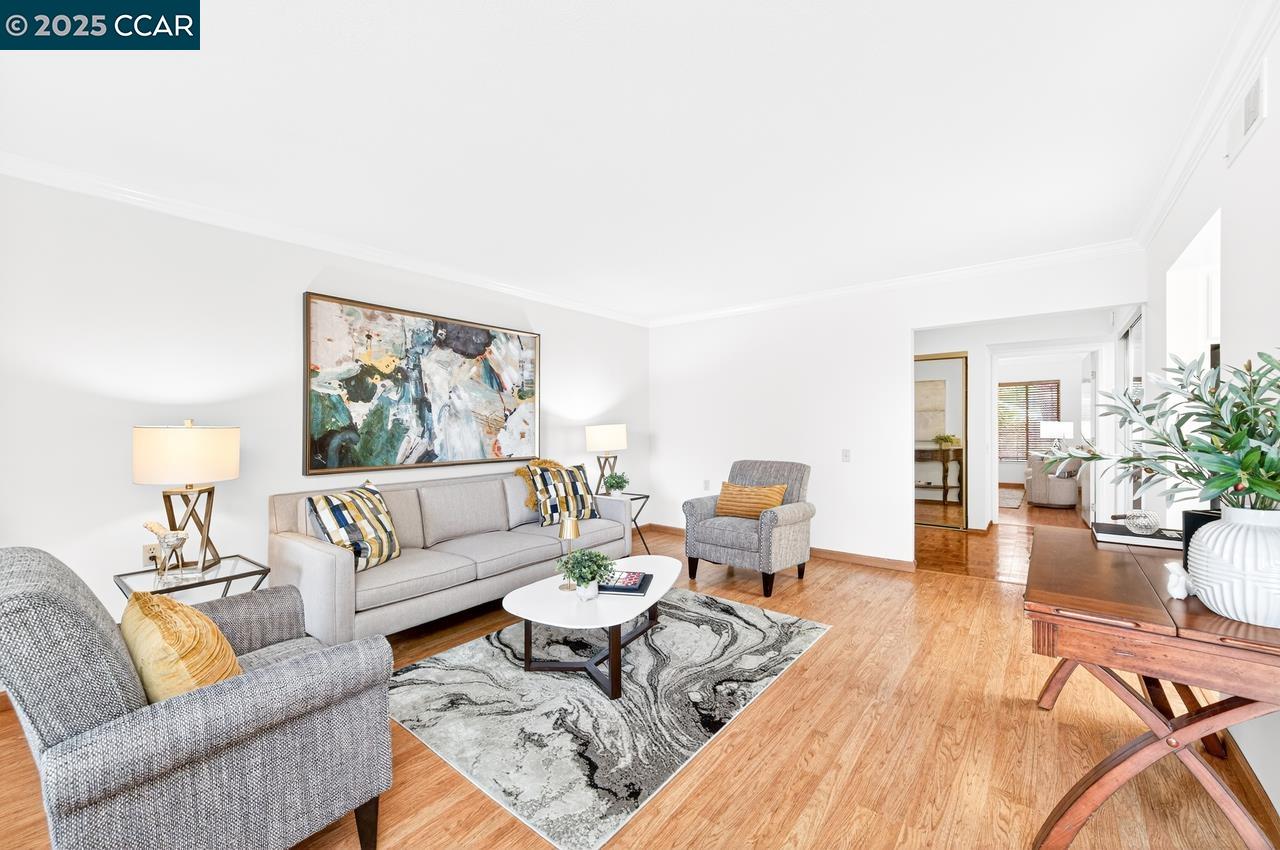 1400 Ptarmigan Dr # 2