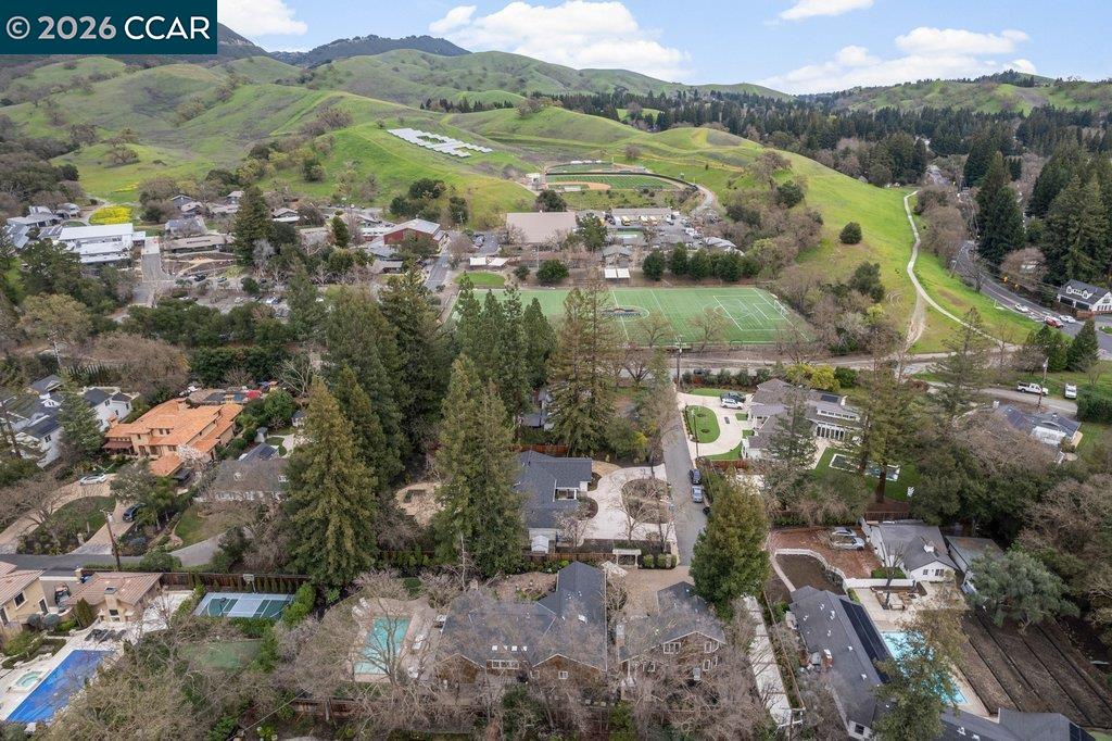 22 Calle Del Casarillo