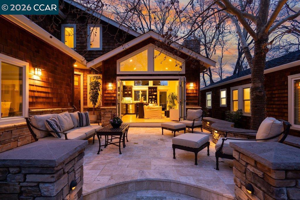 22 Calle Del Casarillo