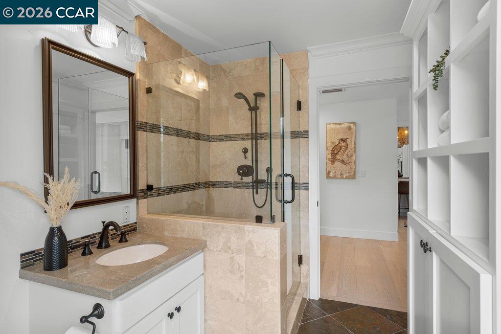 22 Calle Del Casarillo