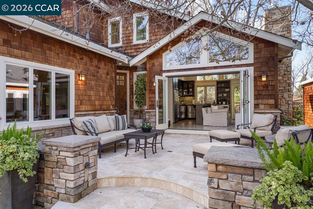 22 Calle Del Casarillo