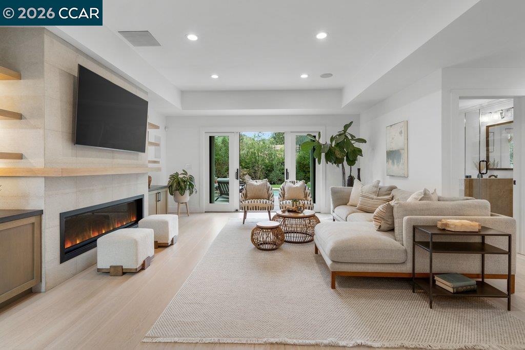 22 Calle Del Casarillo