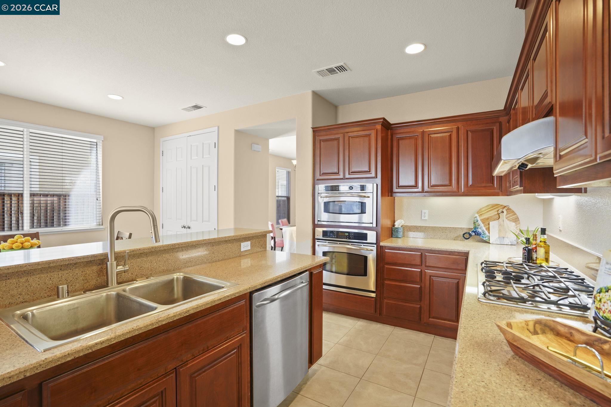 507 Livingston Court