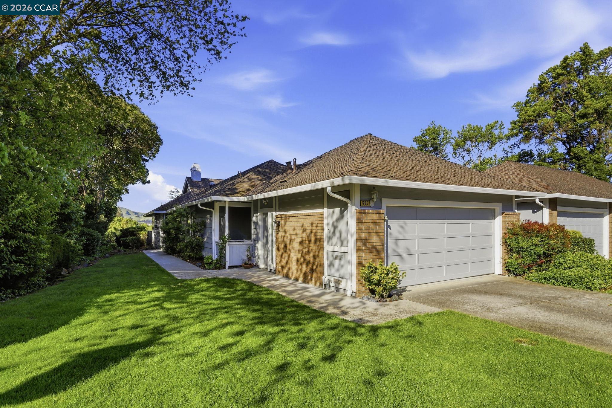 607 Silver Lake Dr