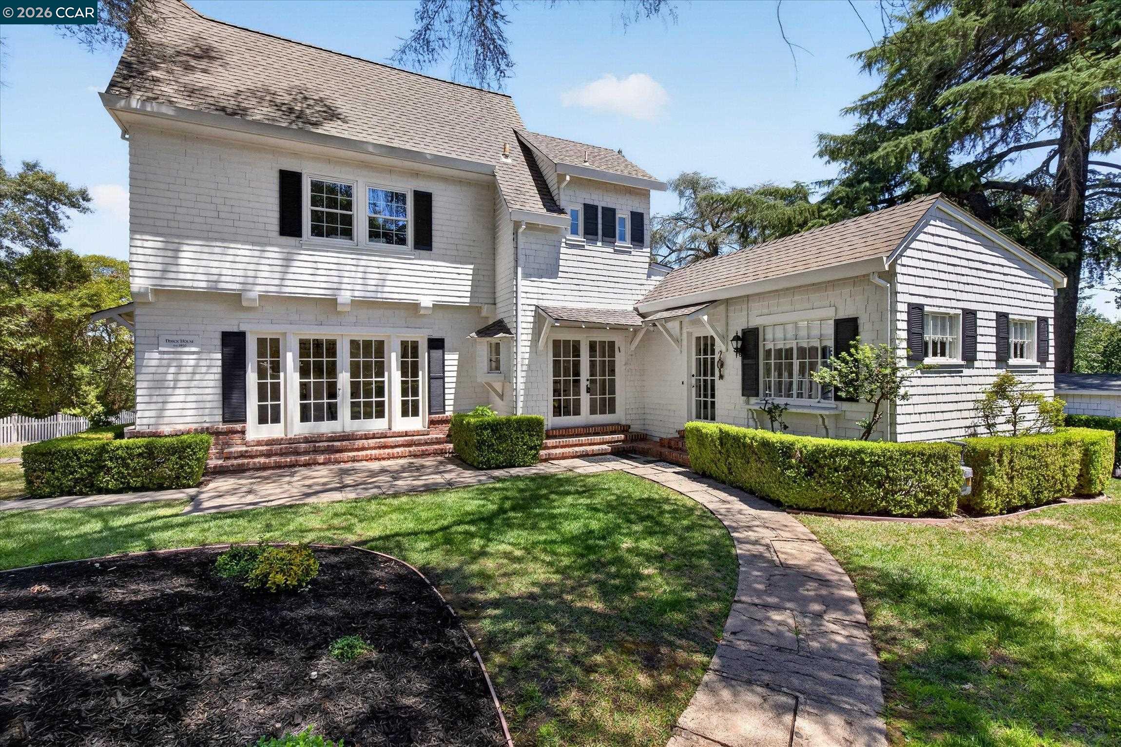 61 Crest Avenue