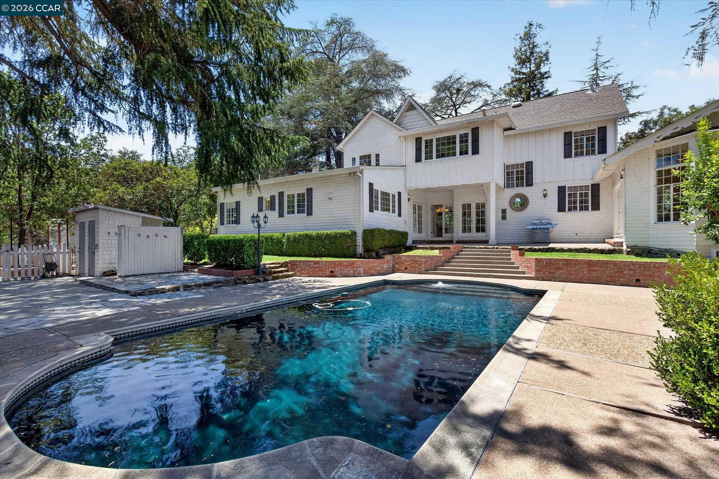 61 Crest Avenue
