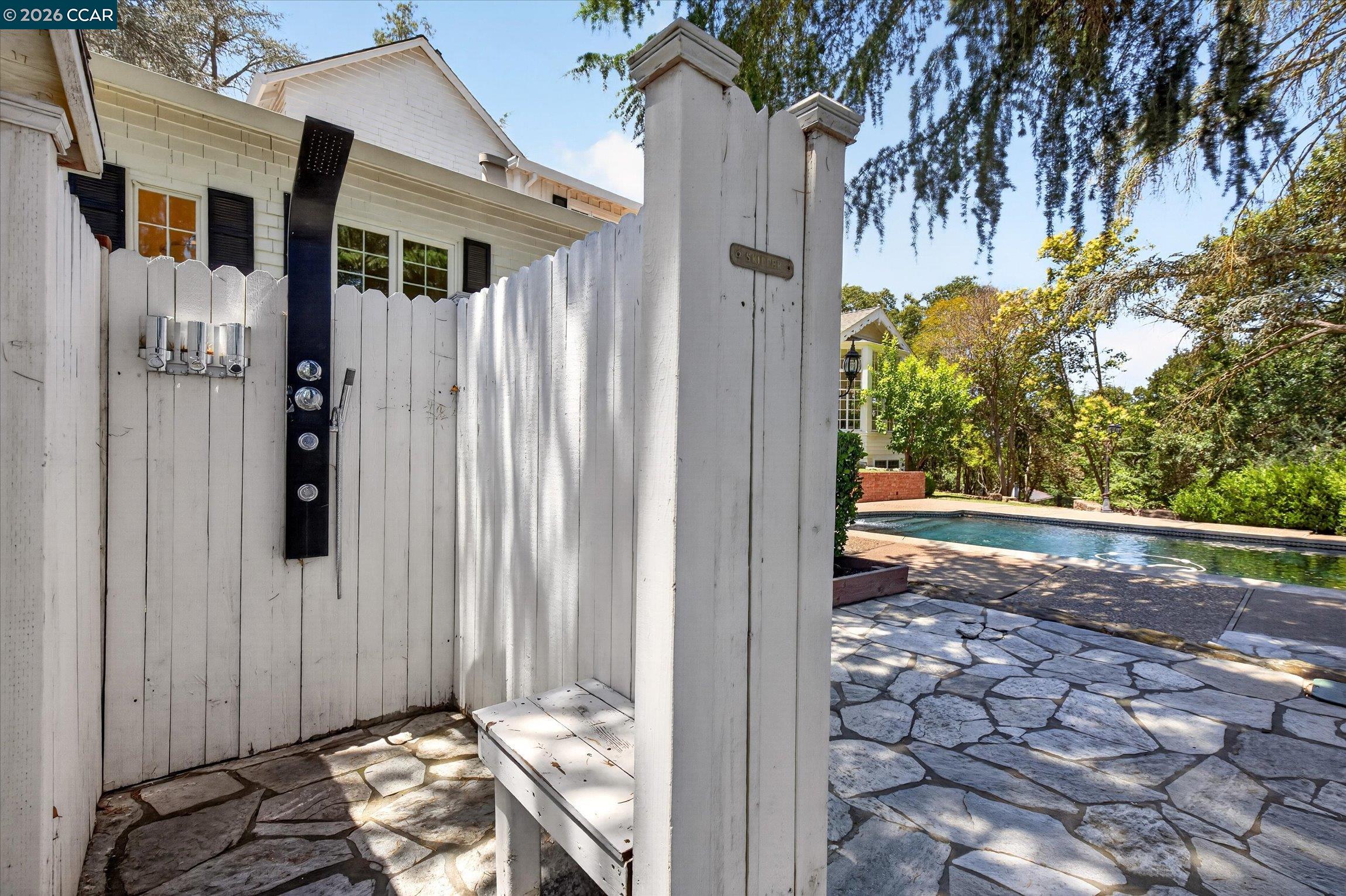 61 Crest Avenue