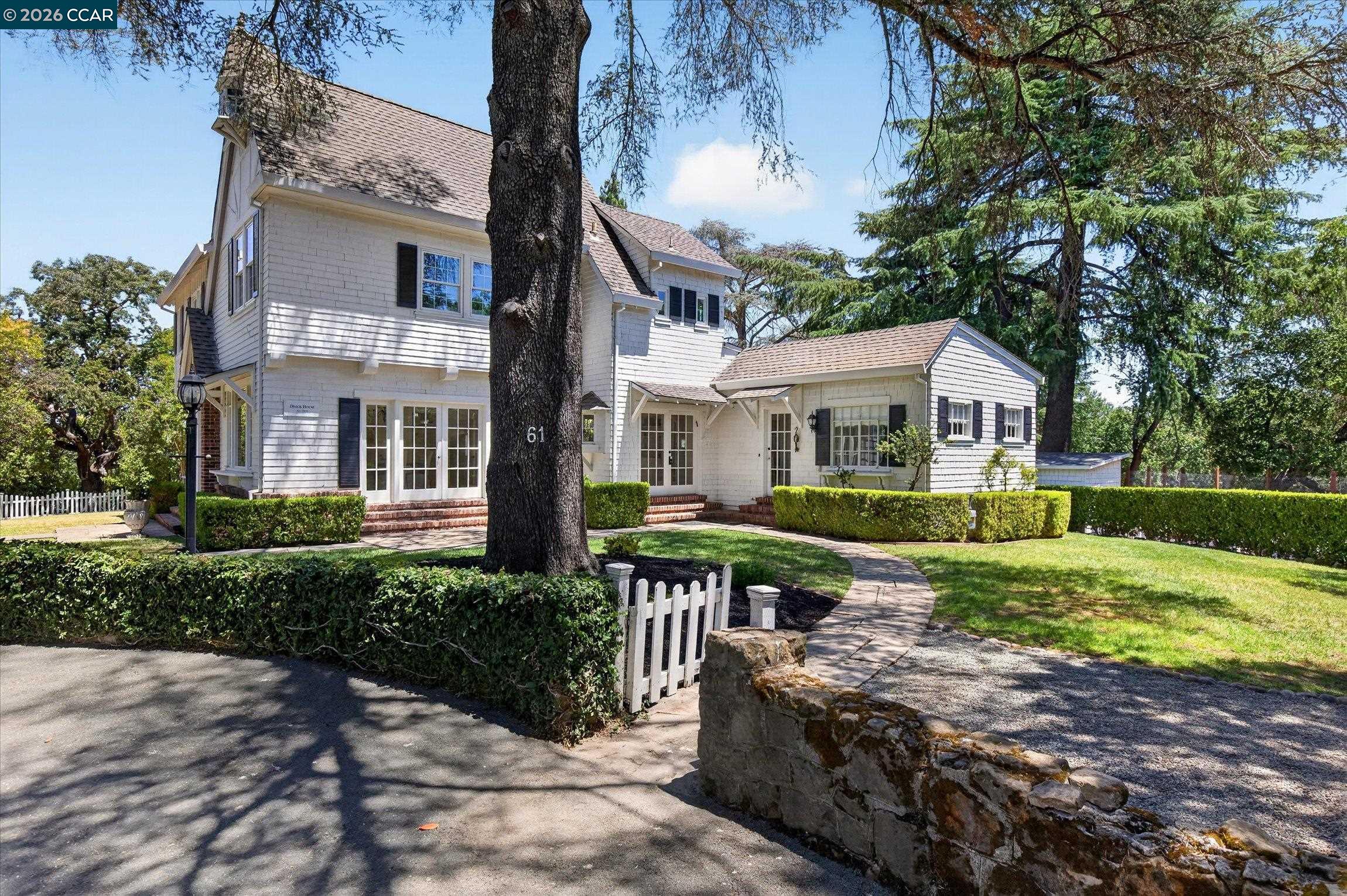61 Crest Avenue
