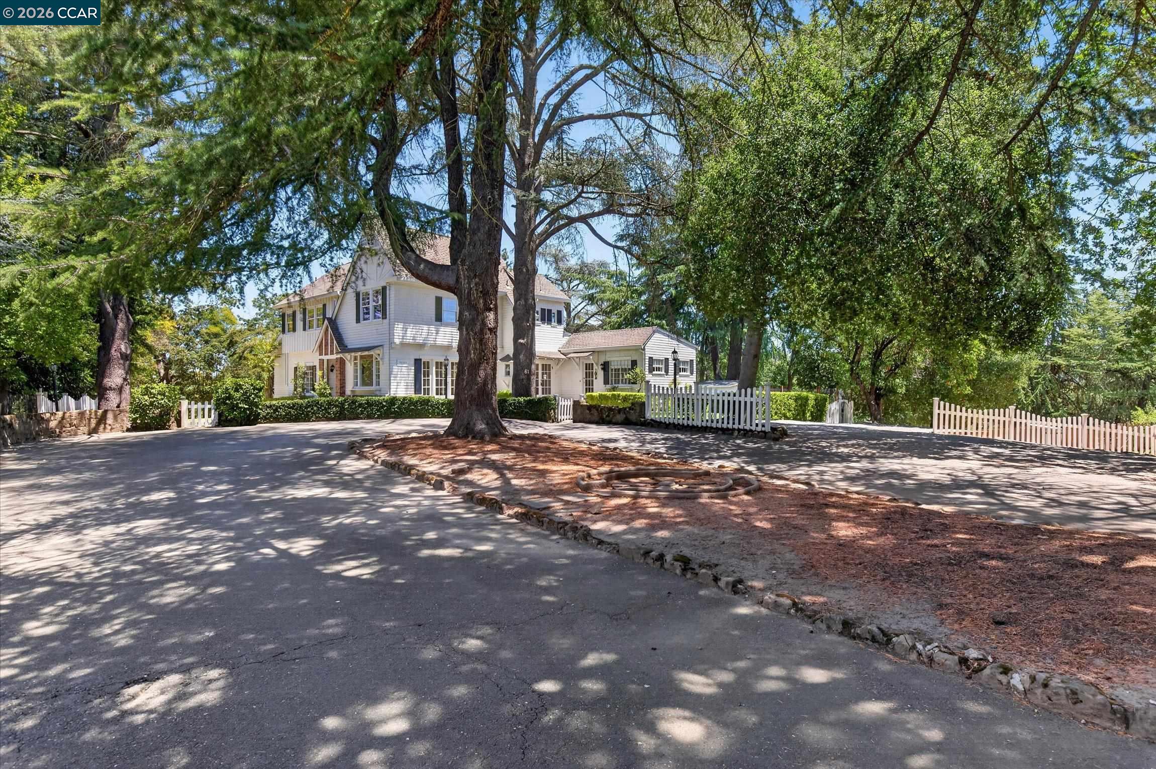 61 Crest Avenue
