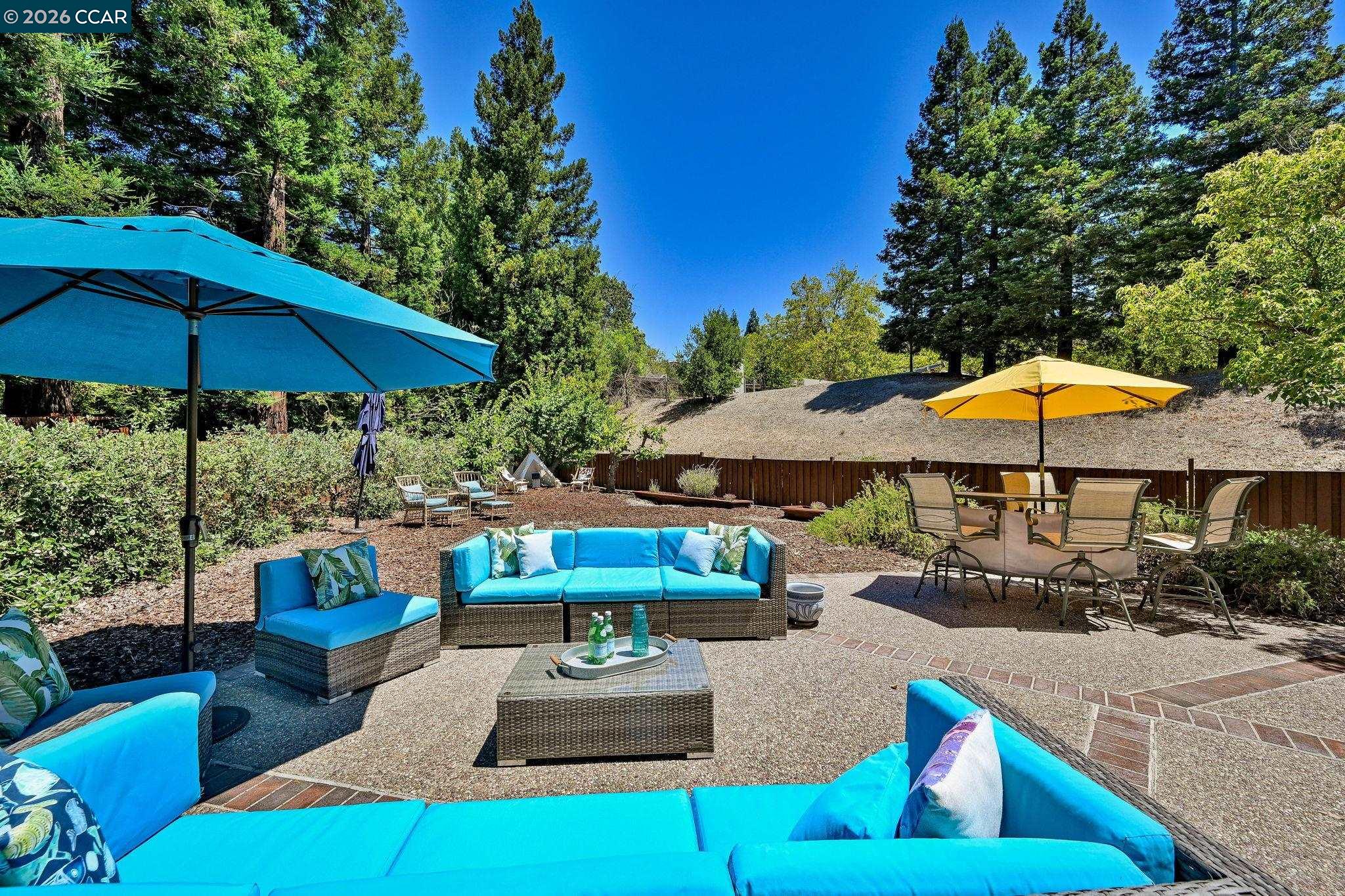 3385 Green Meadow Dr