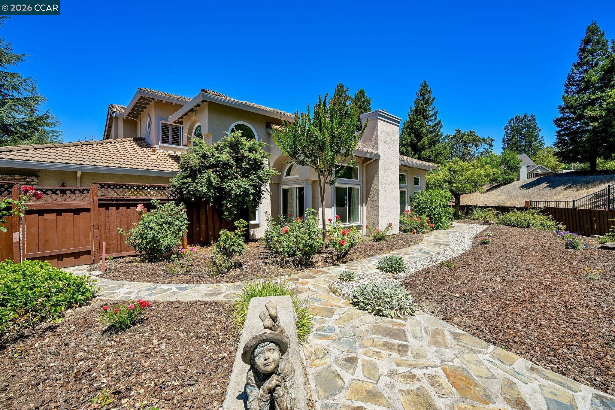 3385 Green Meadow Dr