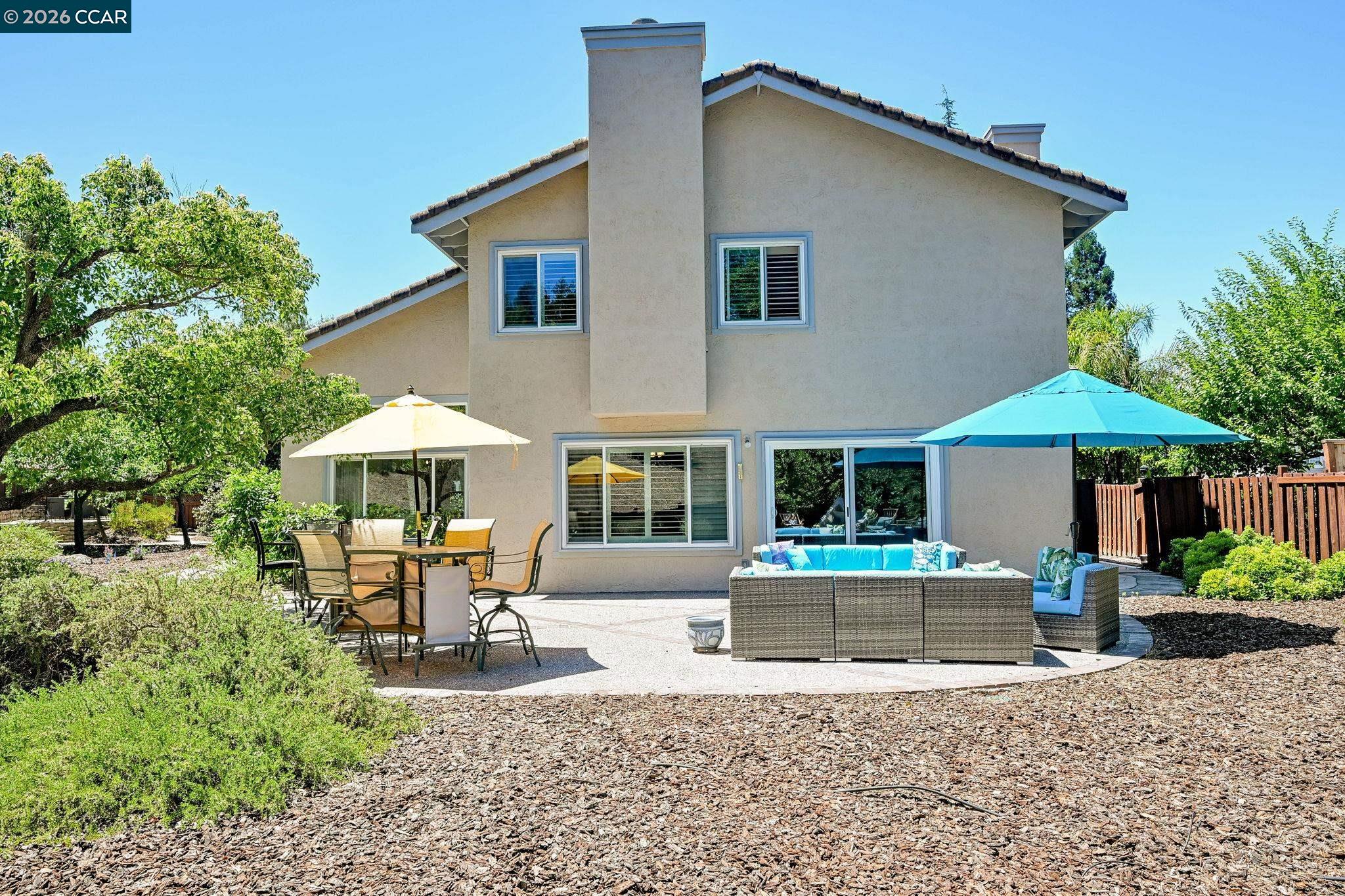 3385 Green Meadow Dr