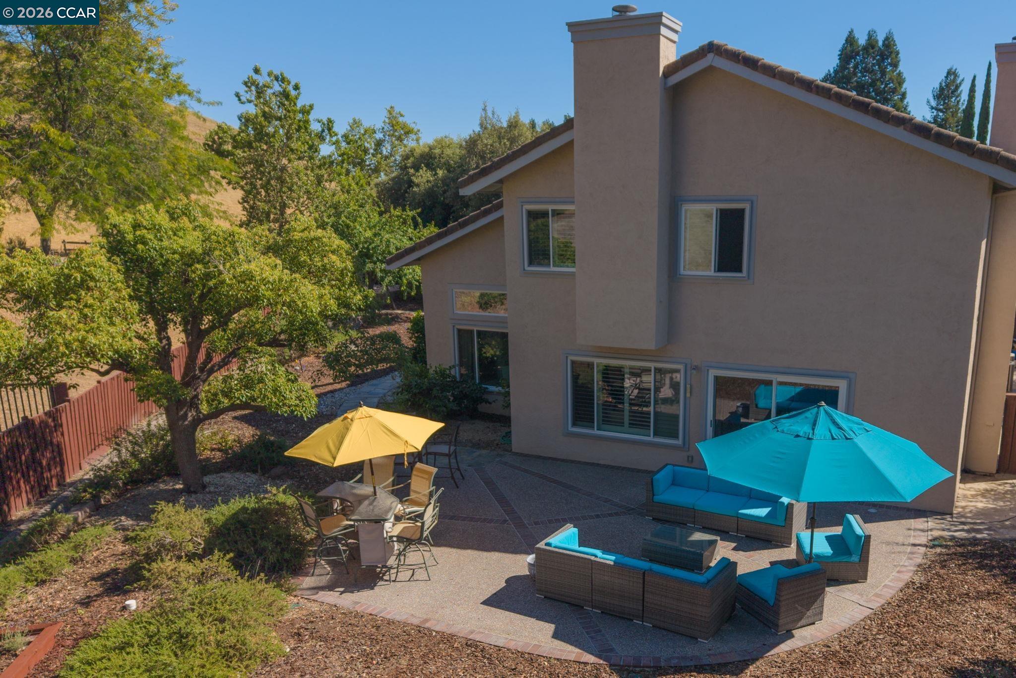 3385 Green Meadow Dr