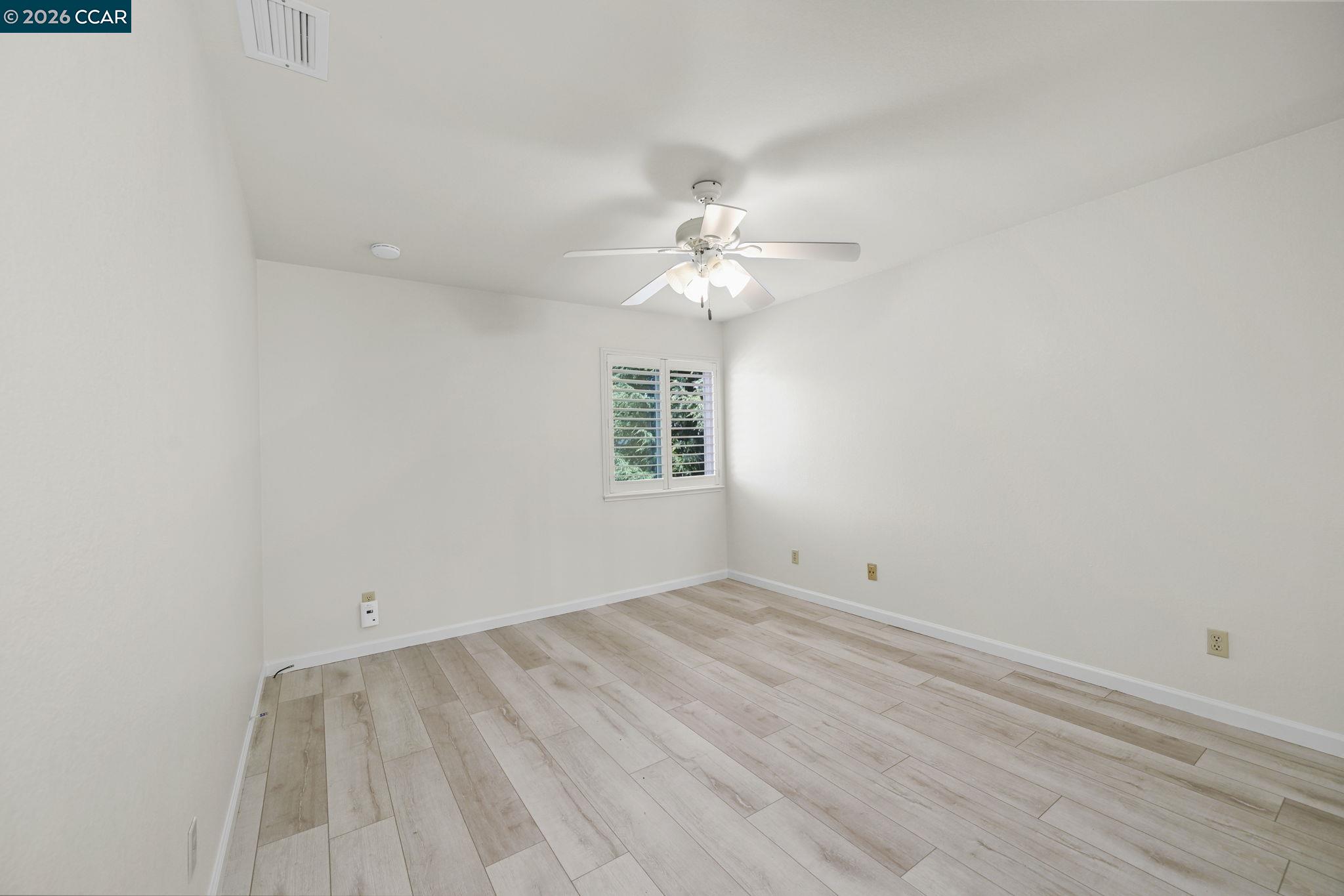 3385 Green Meadow Dr