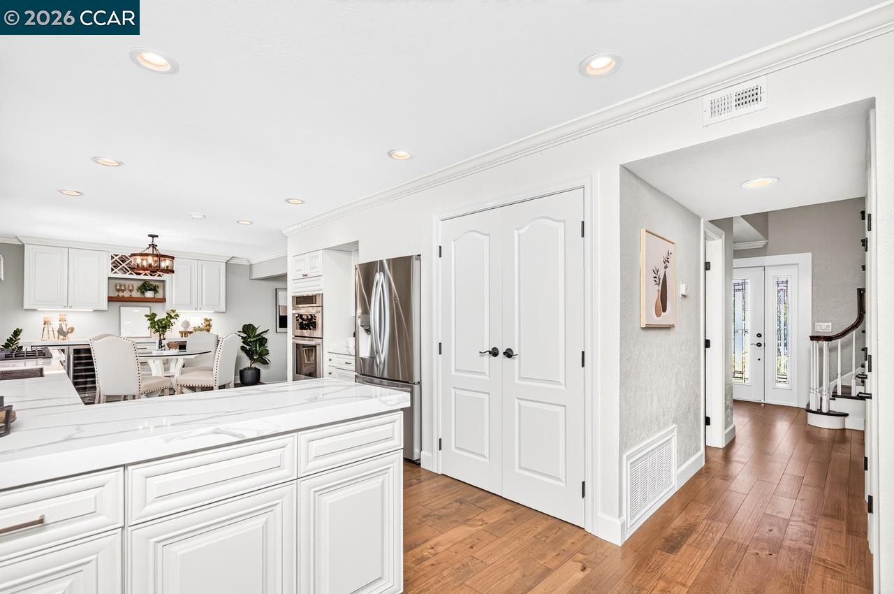 19 Wildwood Ct