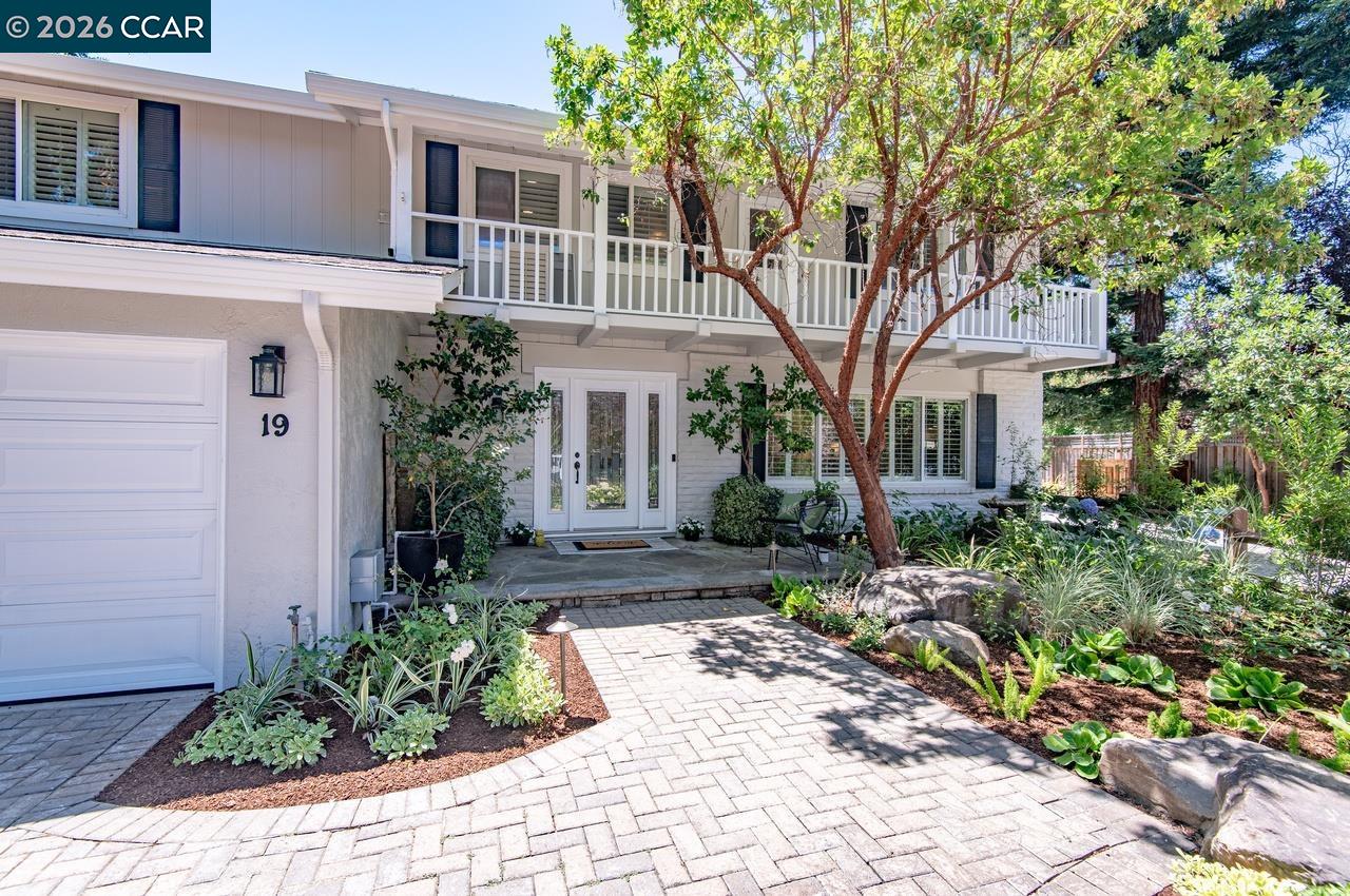 19 Wildwood Ct
