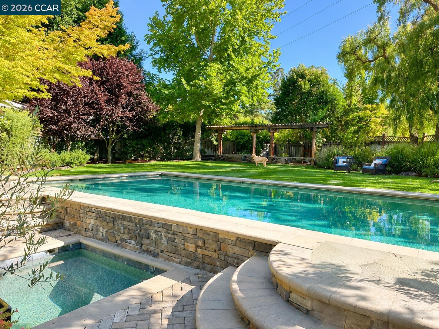 19 Wildwood Ct