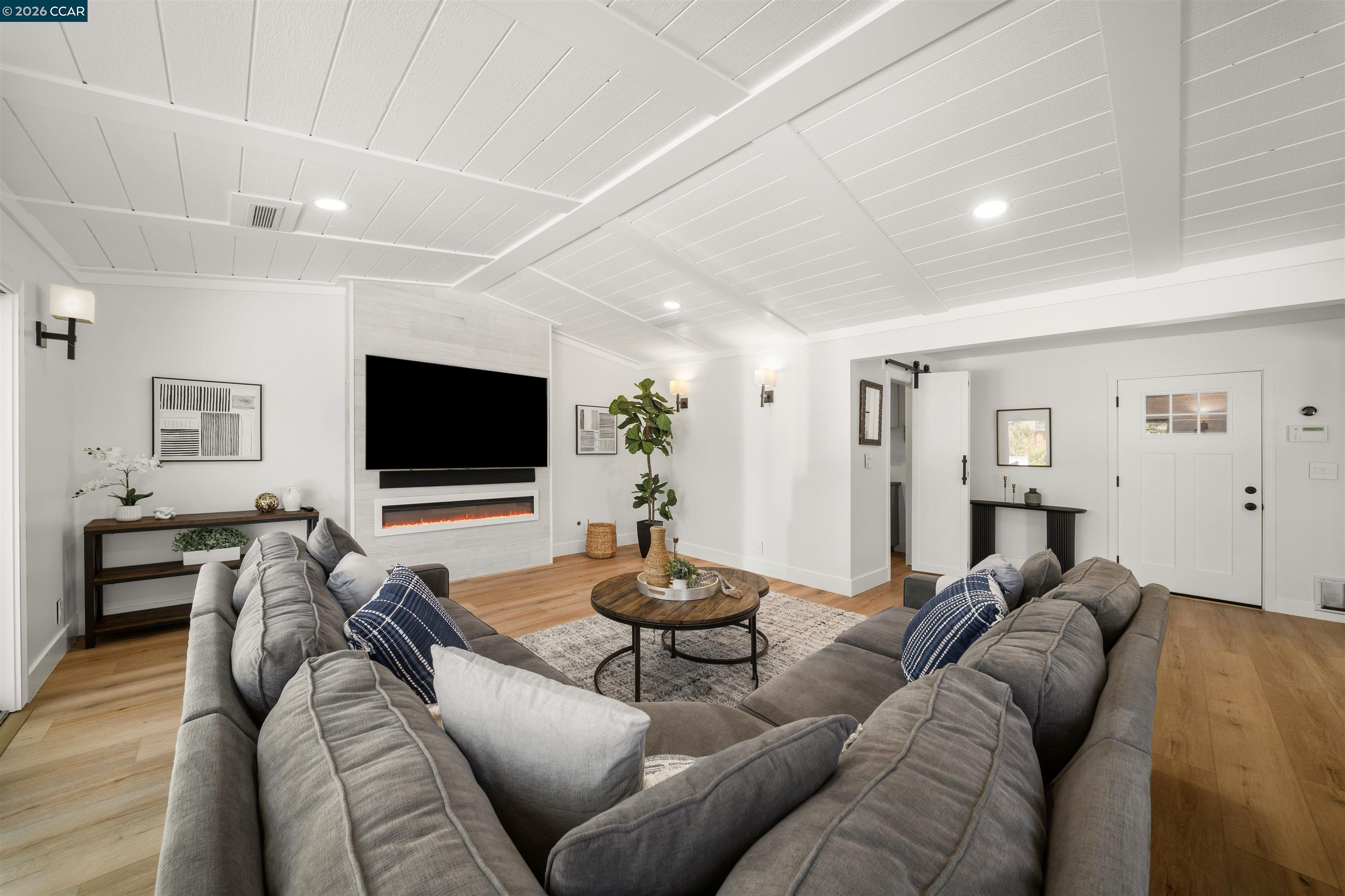 3318 Cottingham Ct