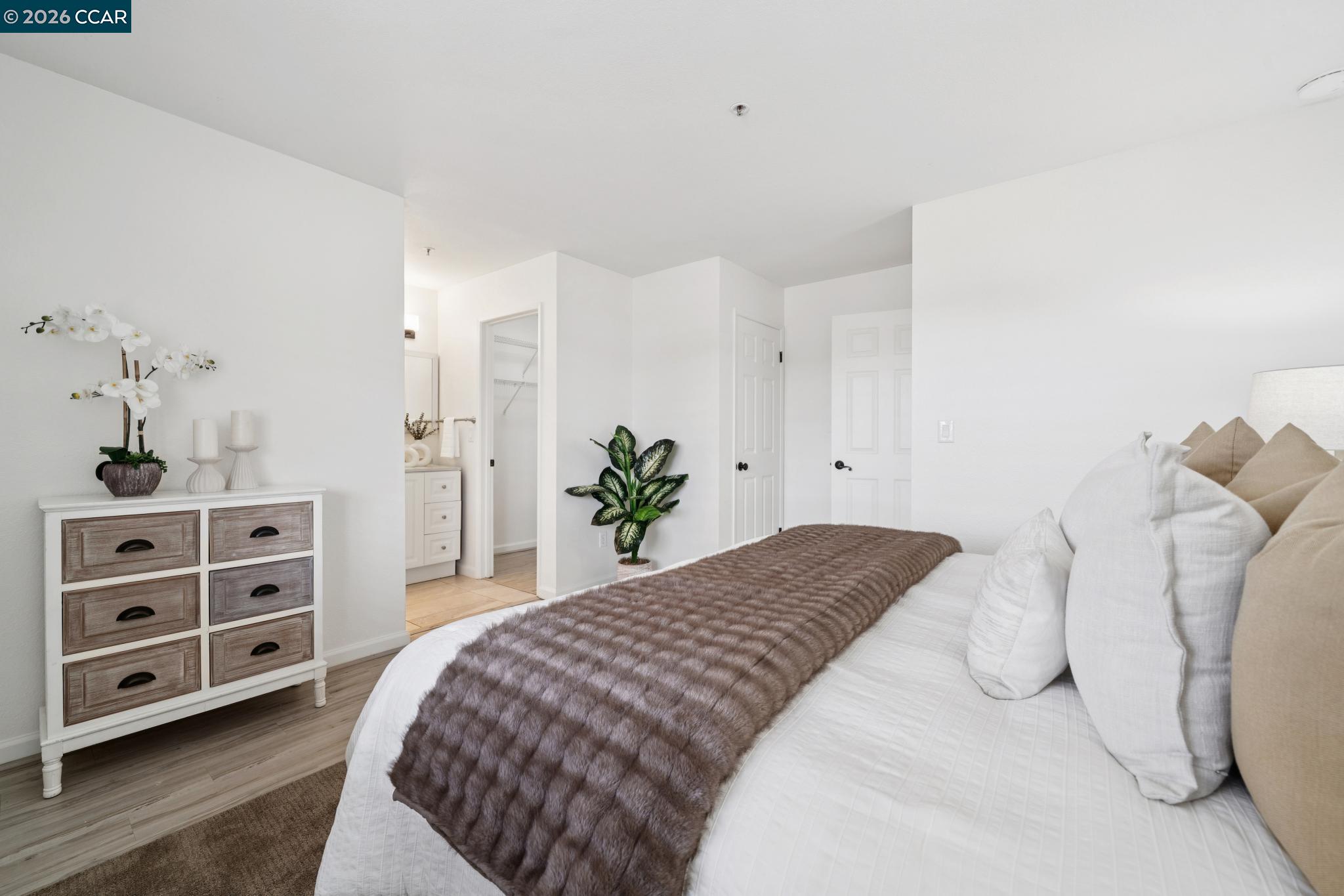 460 Bollinger Canyon Lane # 184