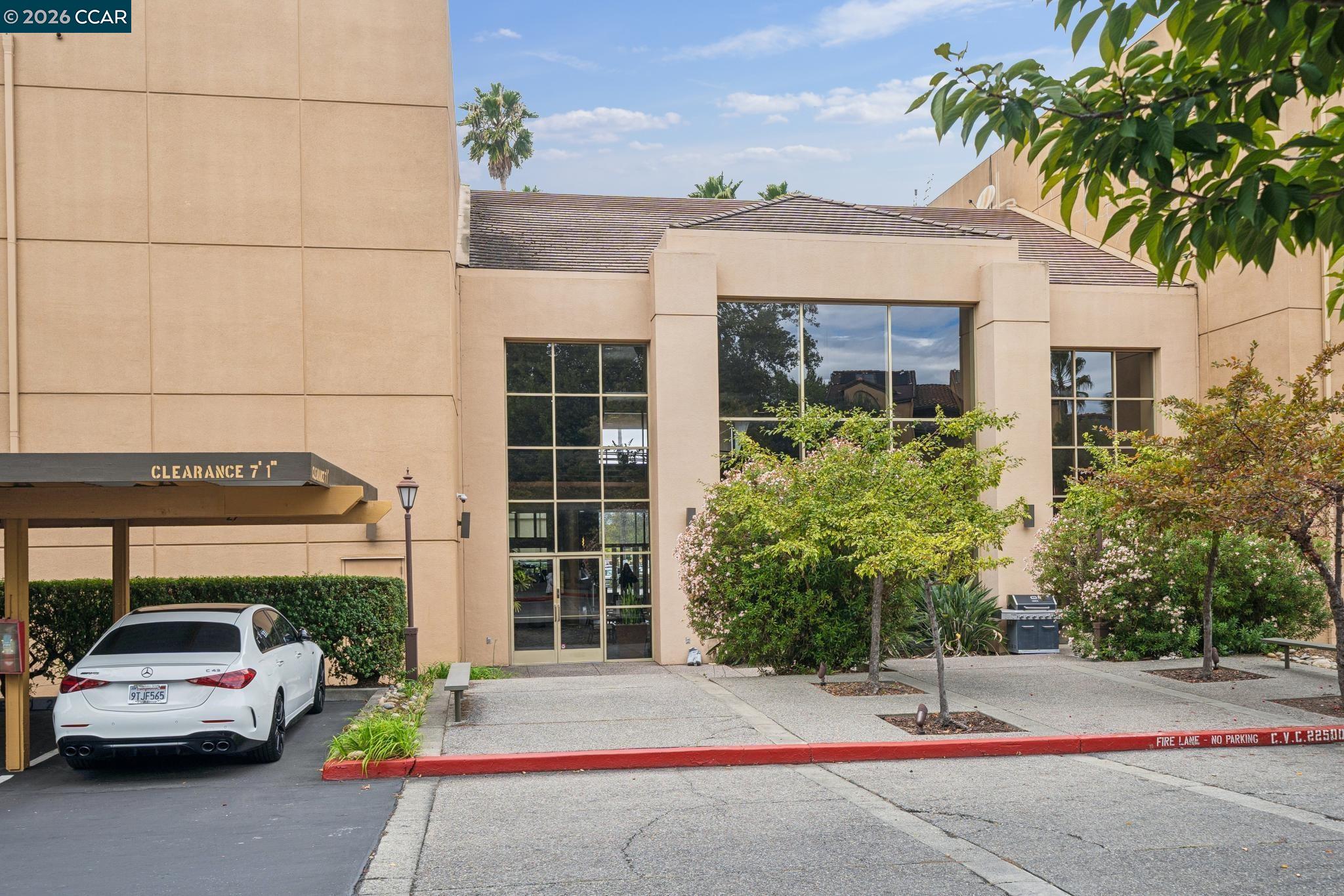 460 Bollinger Canyon Lane # 184