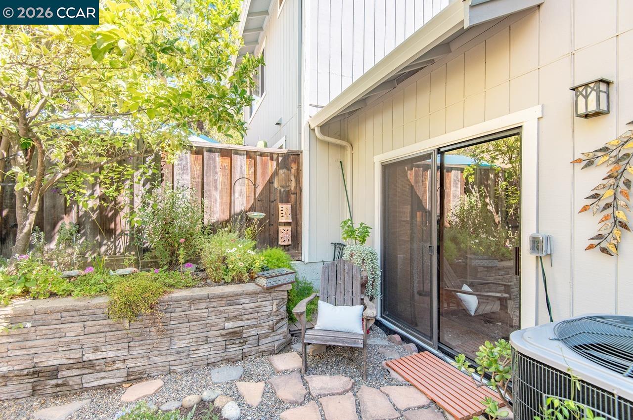 2454 Heatherleaf Ln # 3