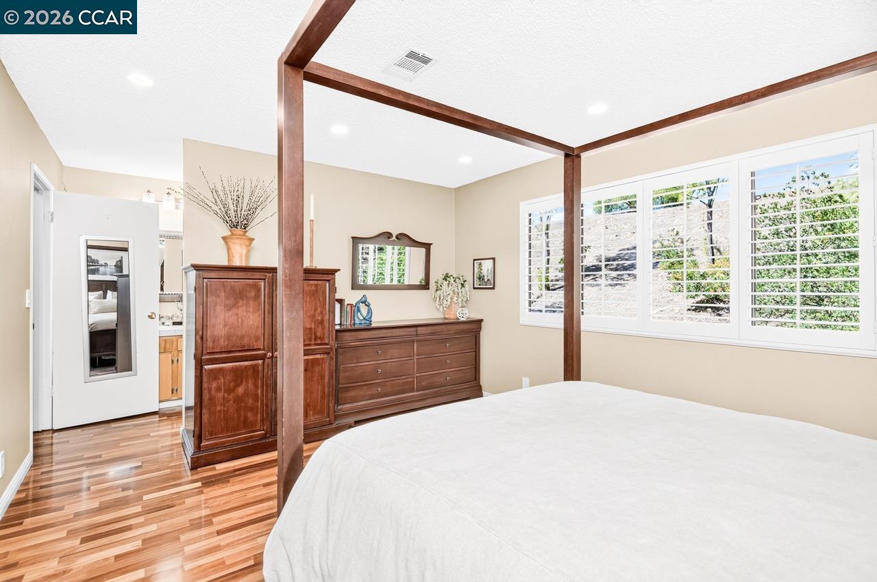 2454 Heatherleaf Ln # 3