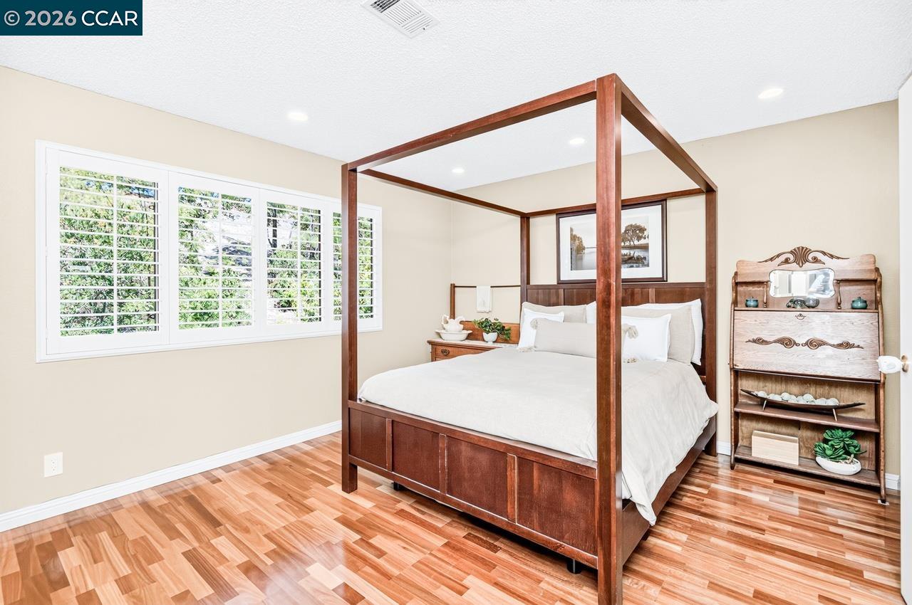 2454 Heatherleaf Ln # 3