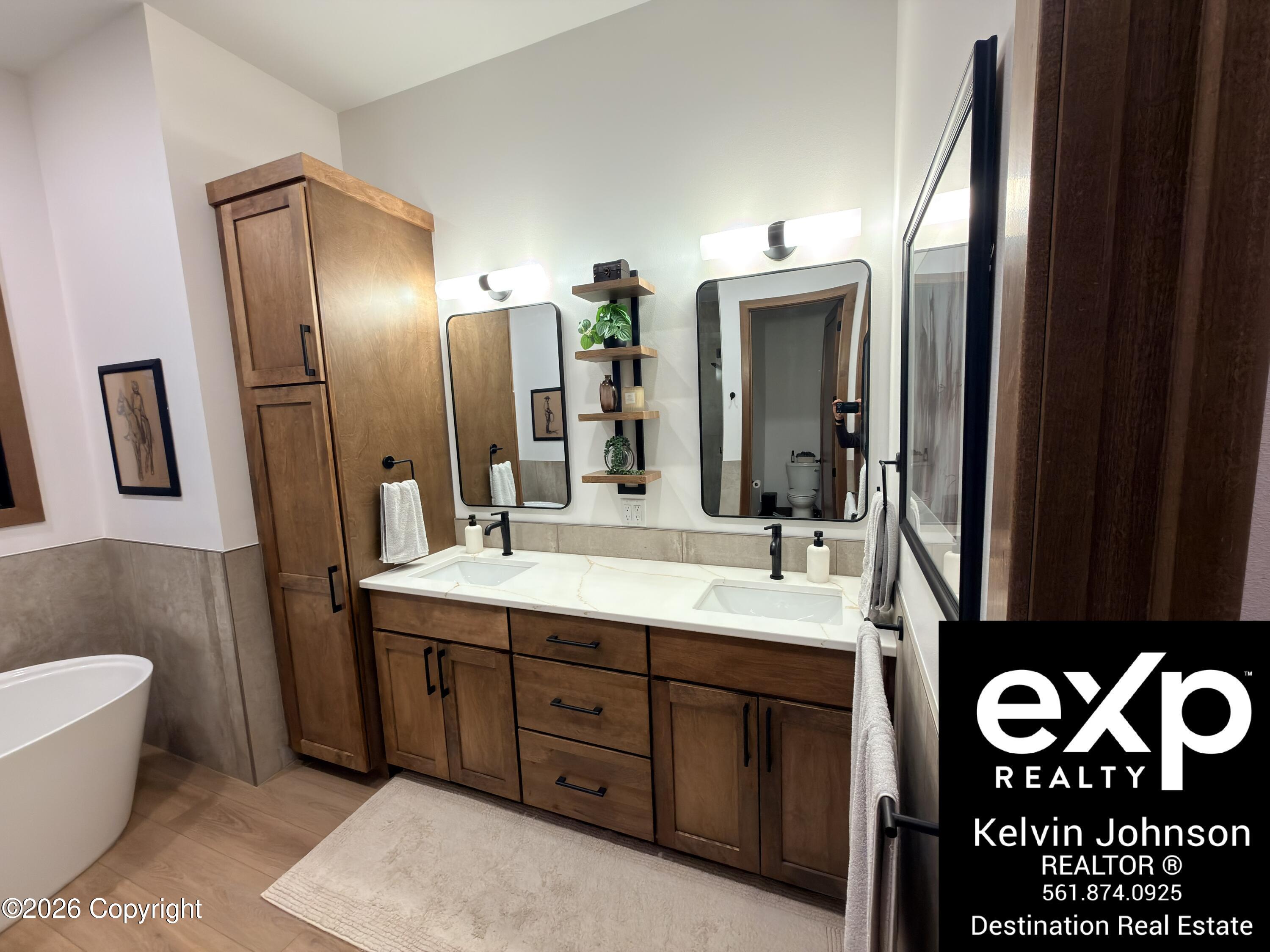 13 Tower View Dr -