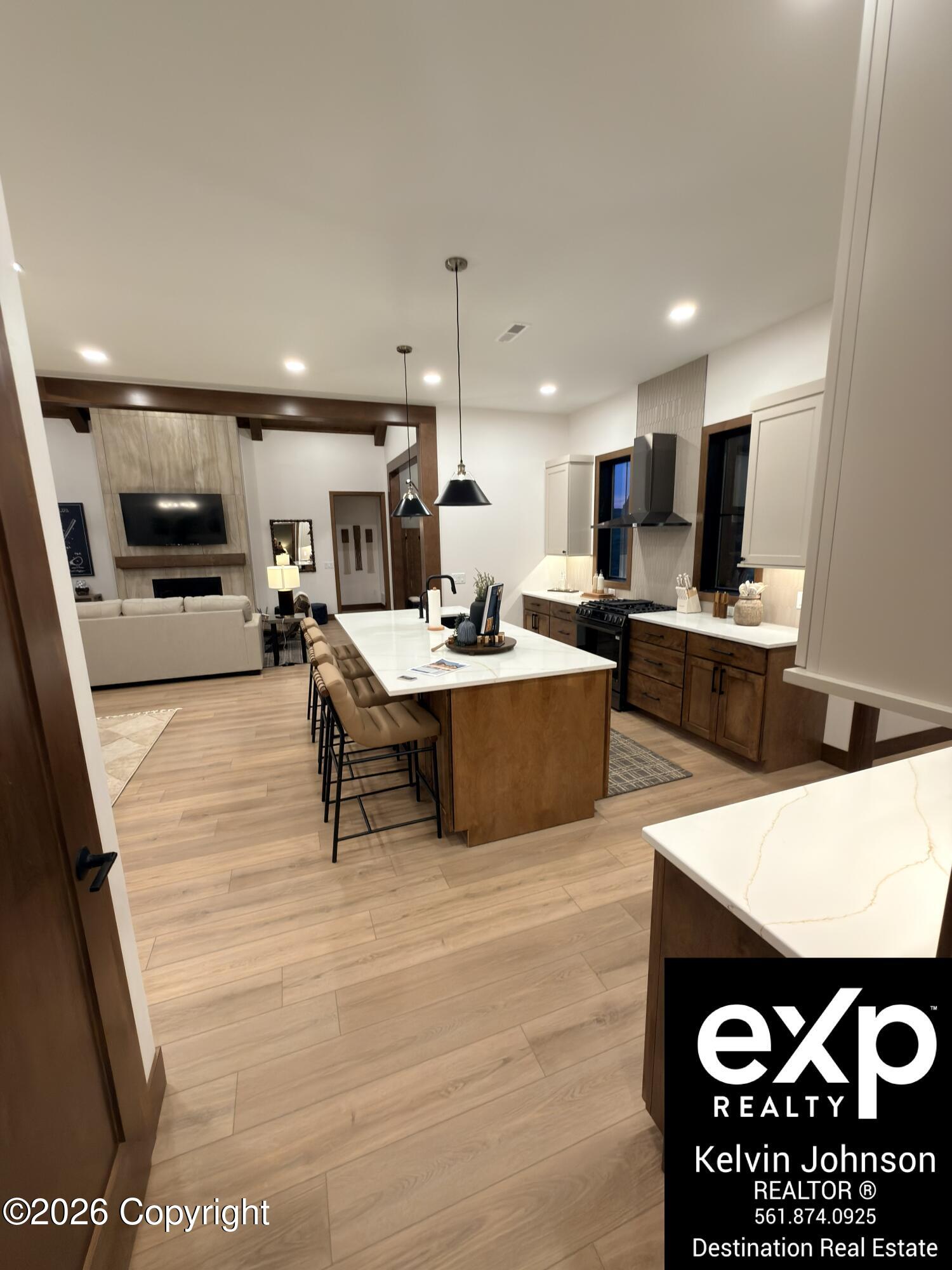 13 Tower View Dr -