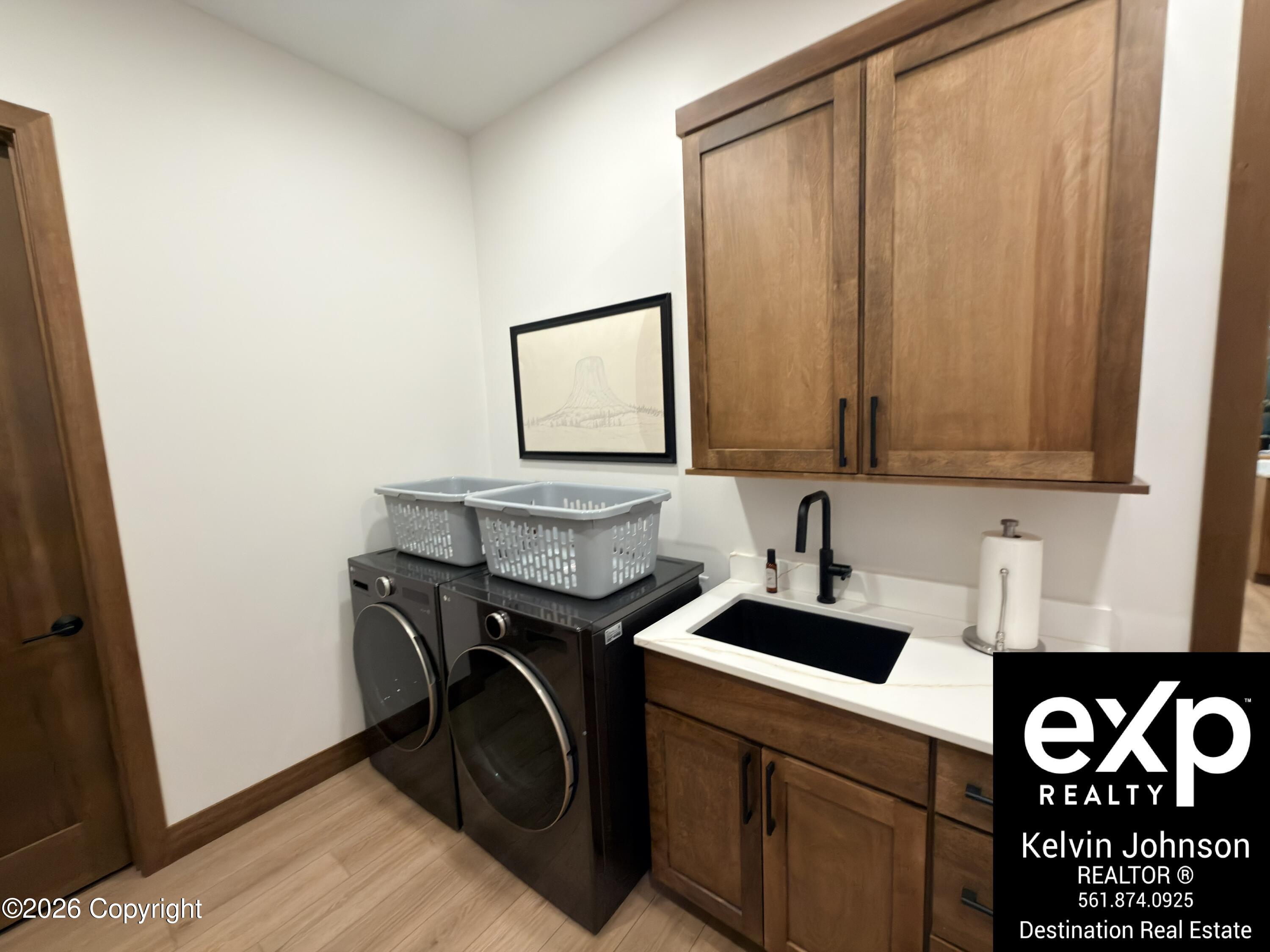 13 Tower View Dr -