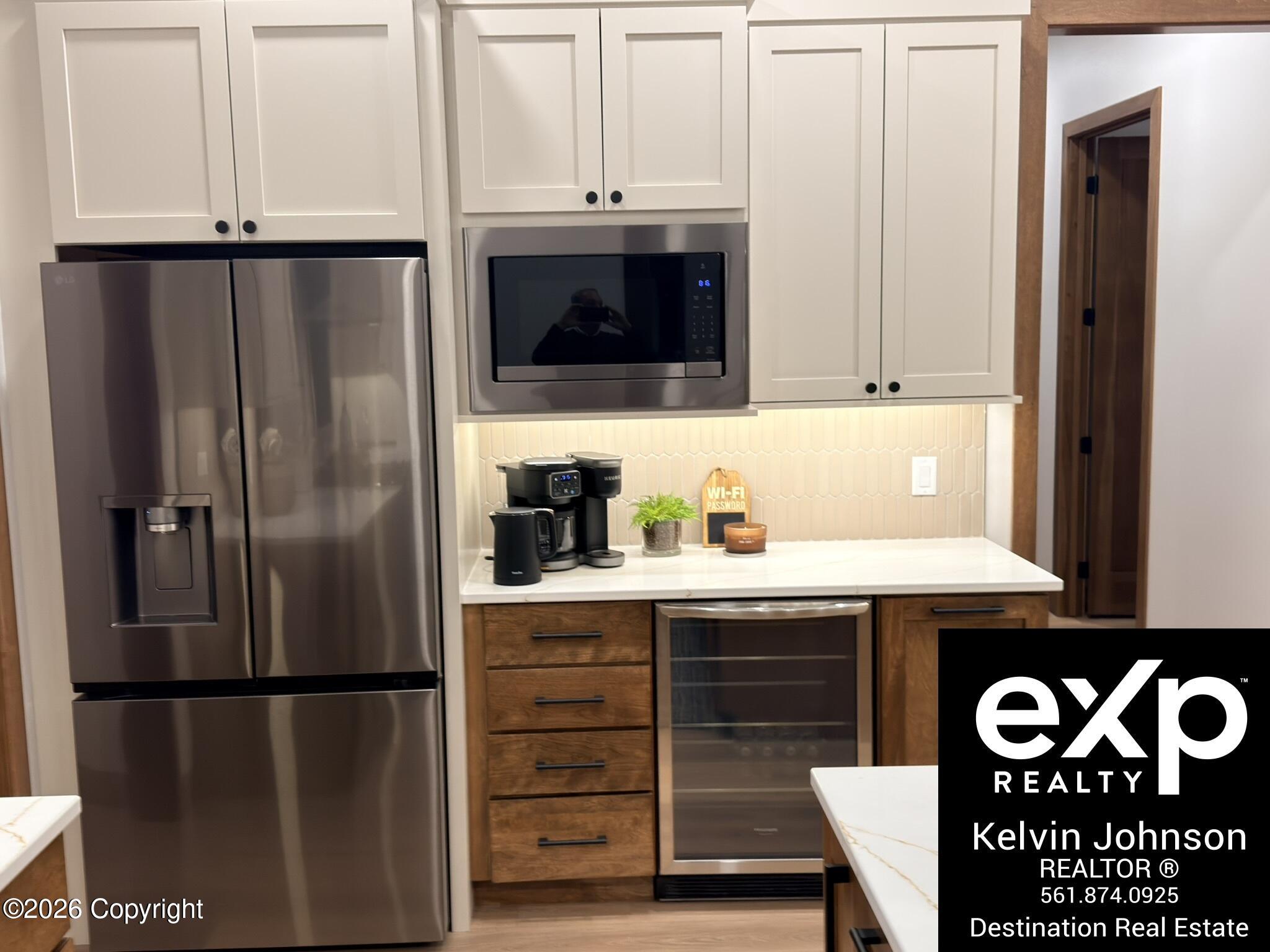 13 Tower View Dr -