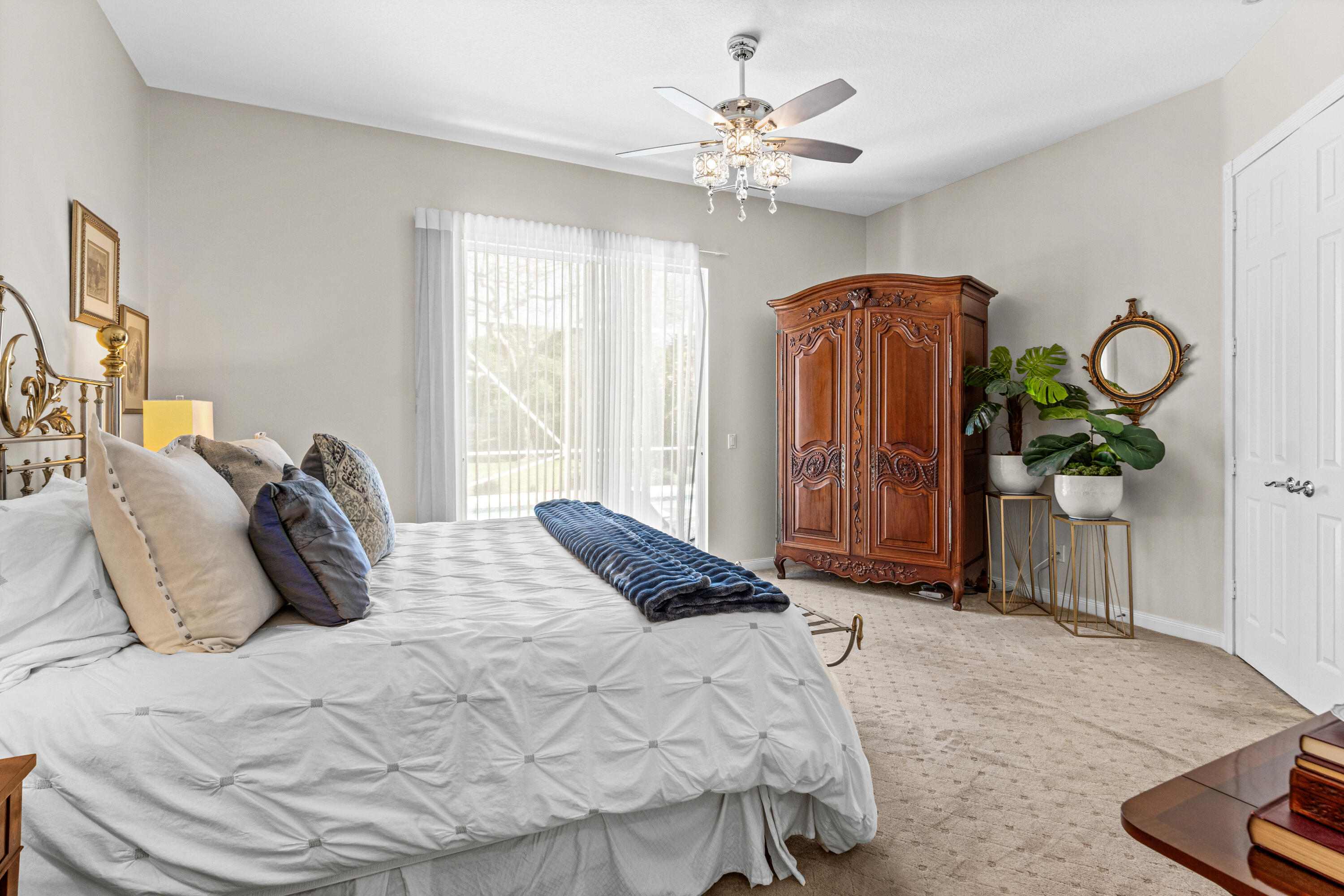 4983 Garden Drive