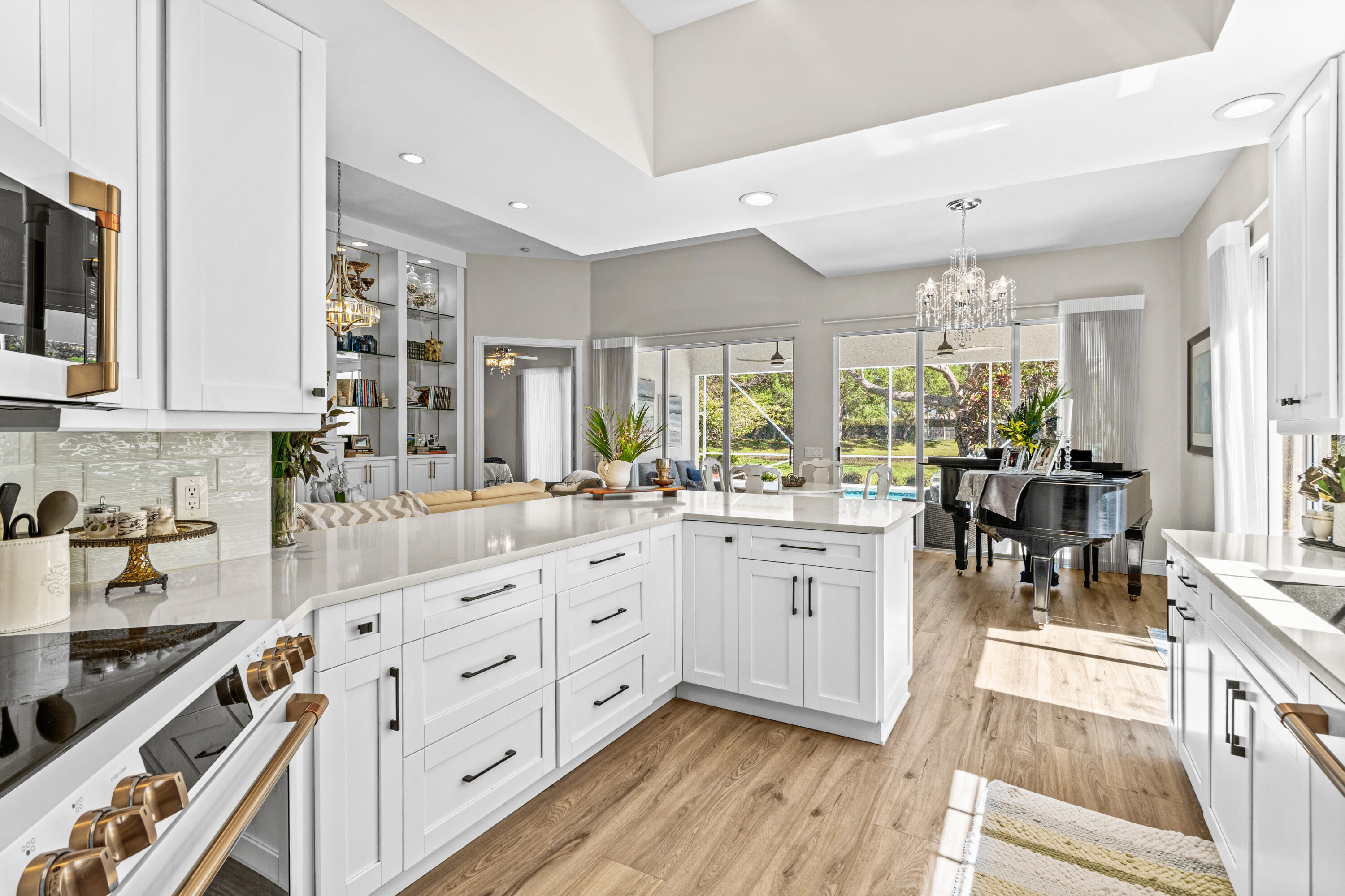 4983 Garden Drive