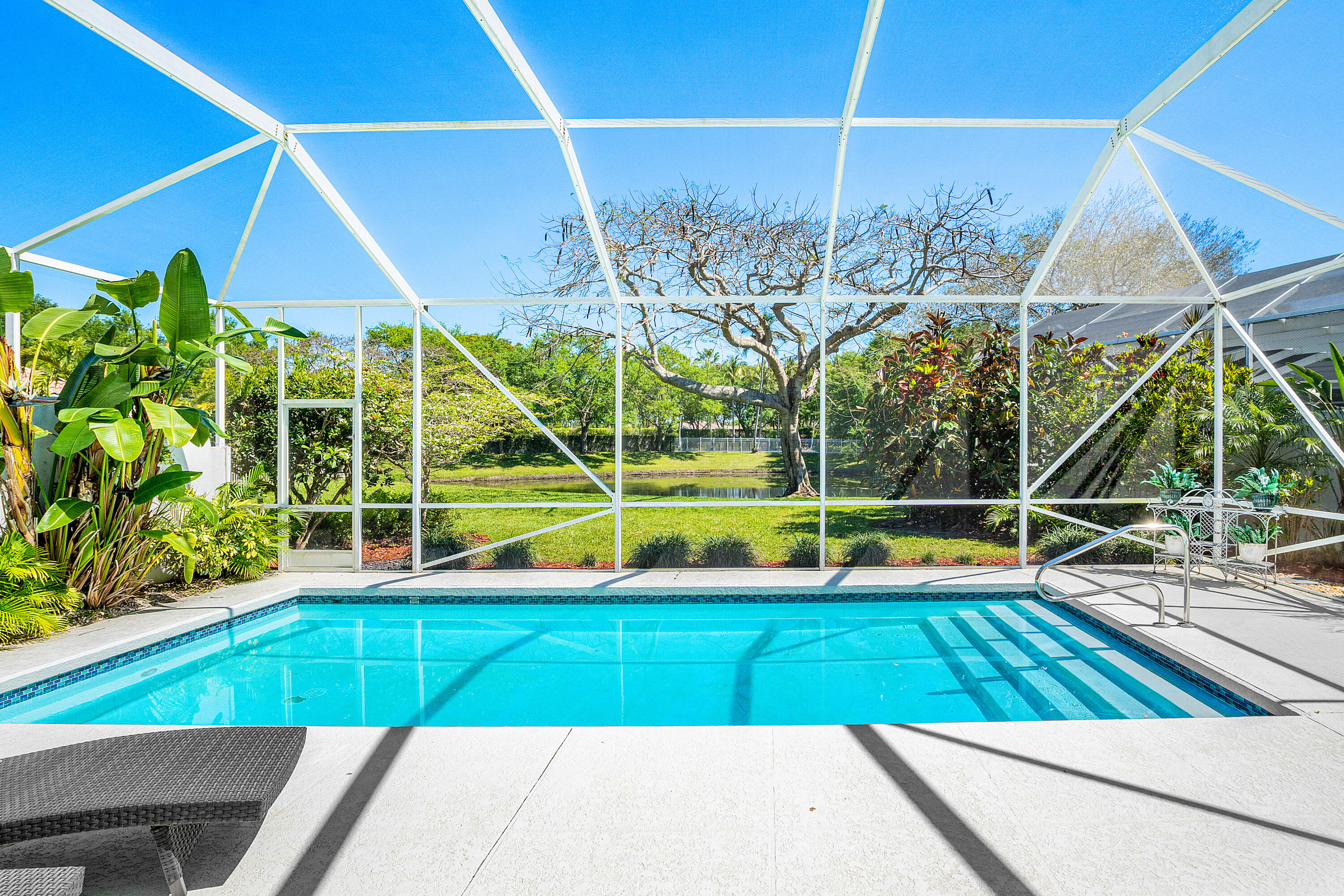 4983 Garden Drive