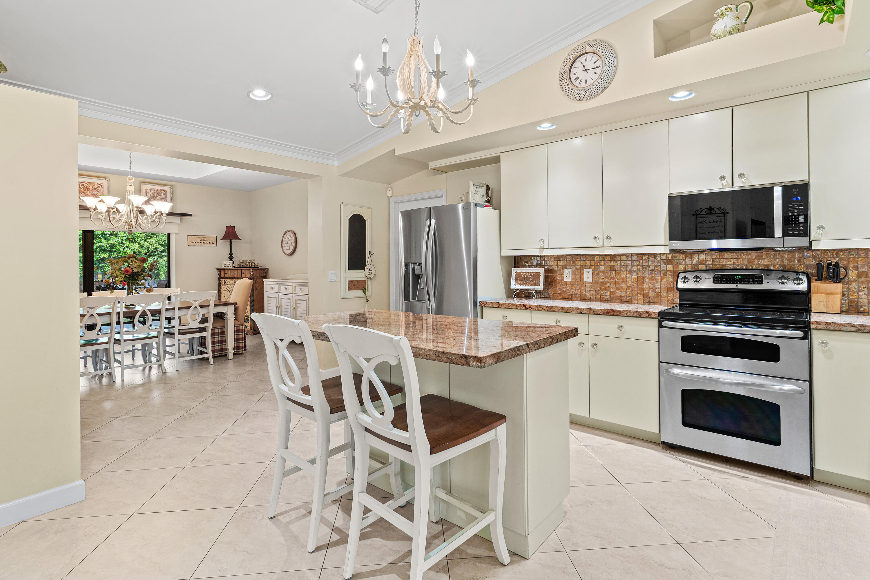 5175 Beechwood Road